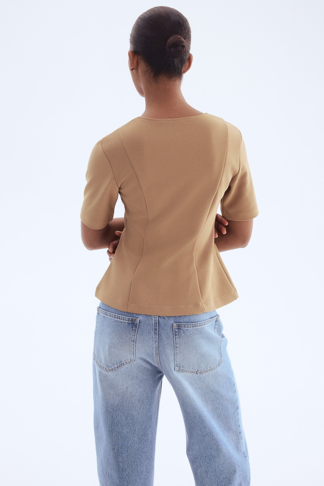 Short-Sleeved Cardigan - image 4