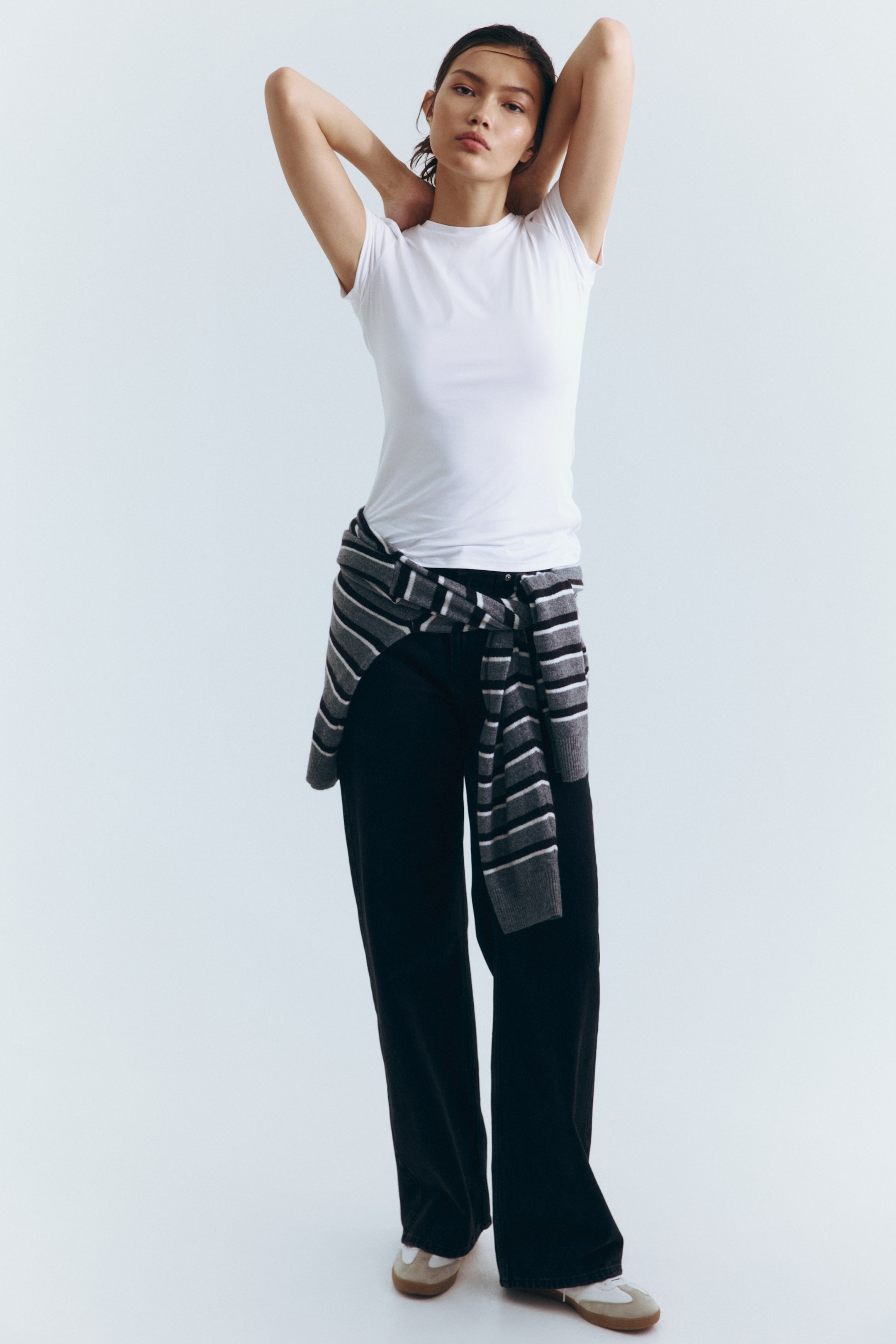 Se større billede: Tætsiddende T-shirt - Hvid - DAME | H&M DK 3