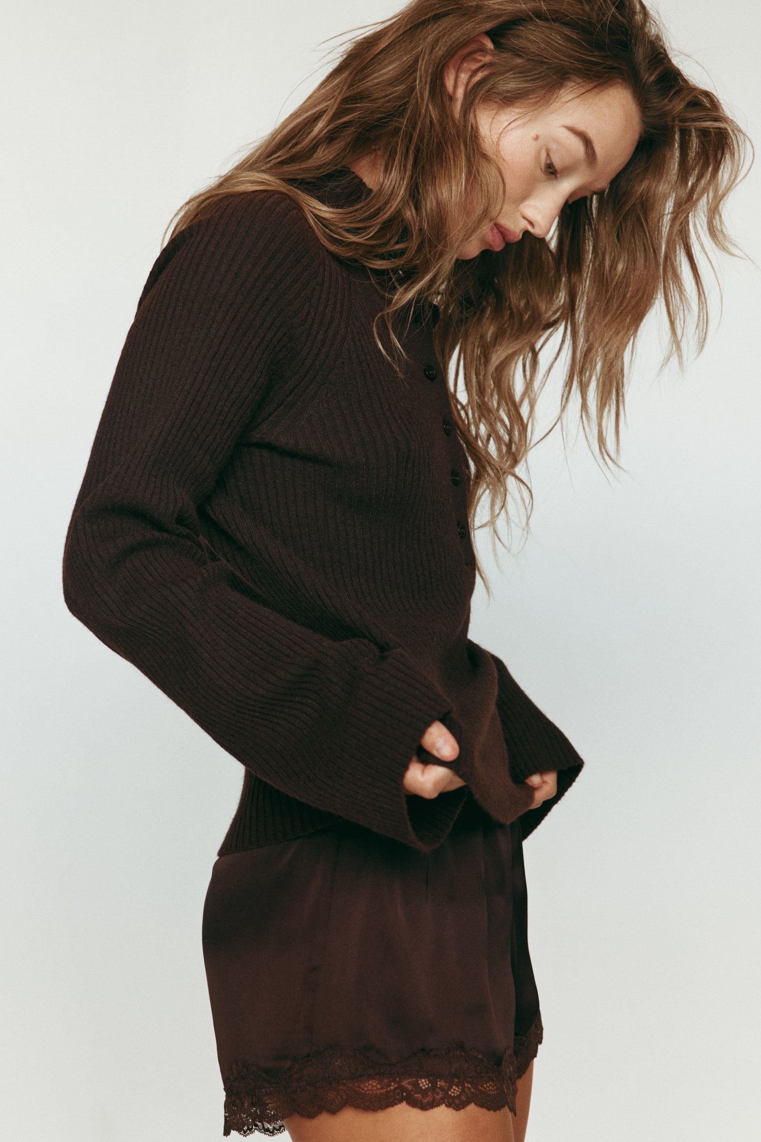 Женский свитер H&M Rib-Knit Mock Turtleneck, цвет: Тёмный коричневый — фото 4