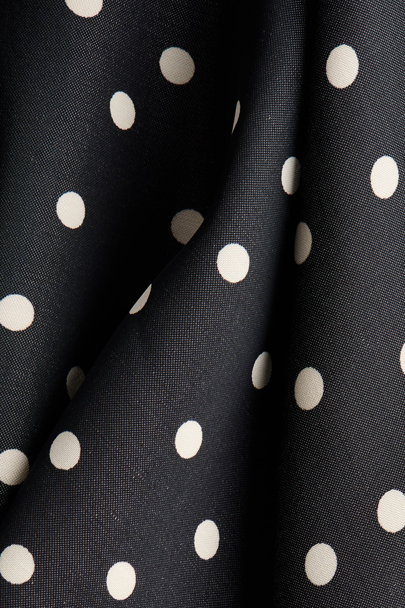 Vestido de satín con detalle de mascada - Negro/Lunares/Negro - 4