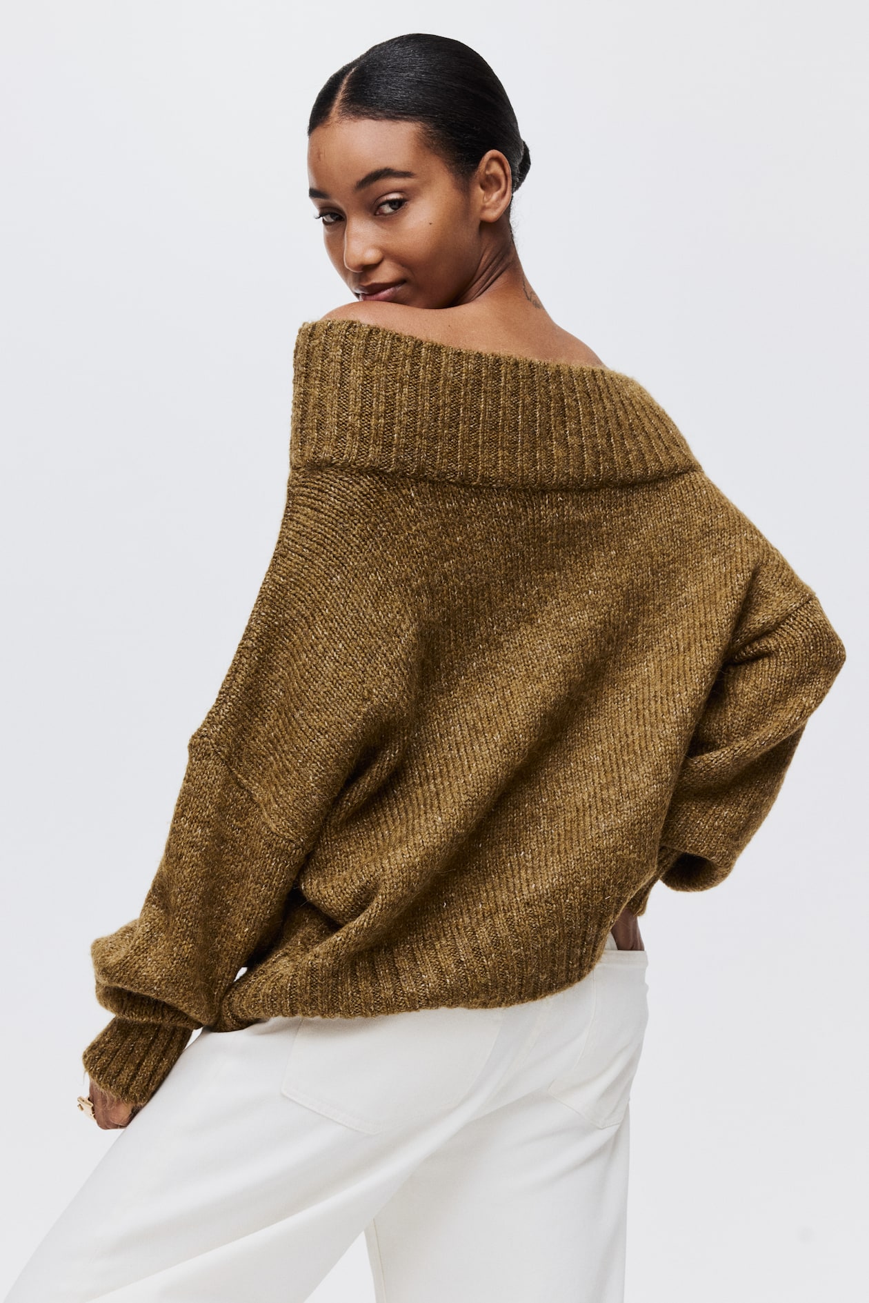 One-Shoulder Sweater - image 5