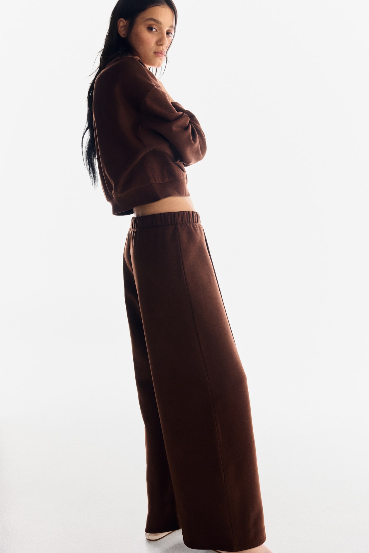 2-Piece Sweatshirt and Joggers Set - image 4