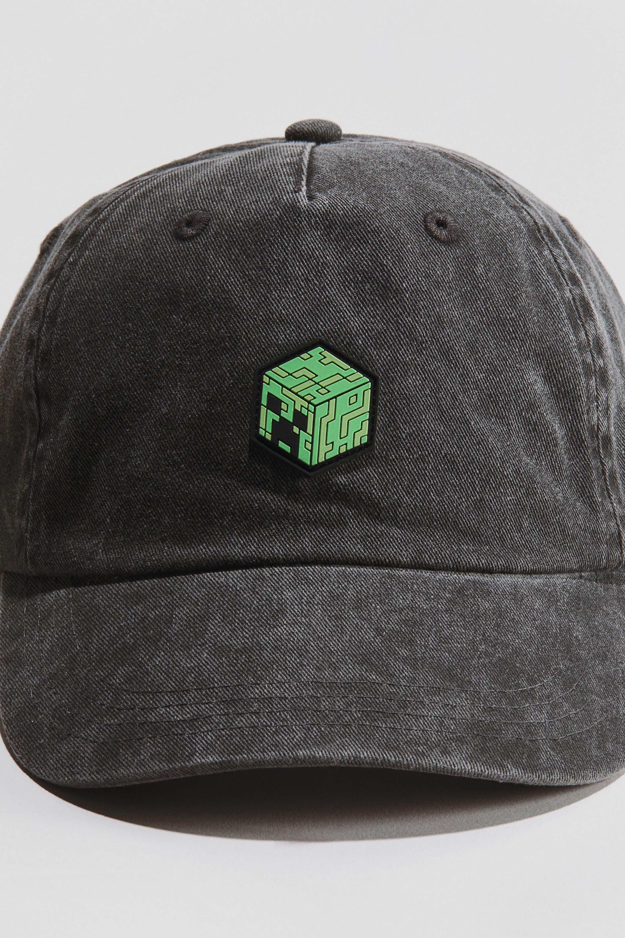 Cotton Twill Cap with Embroidered Motif