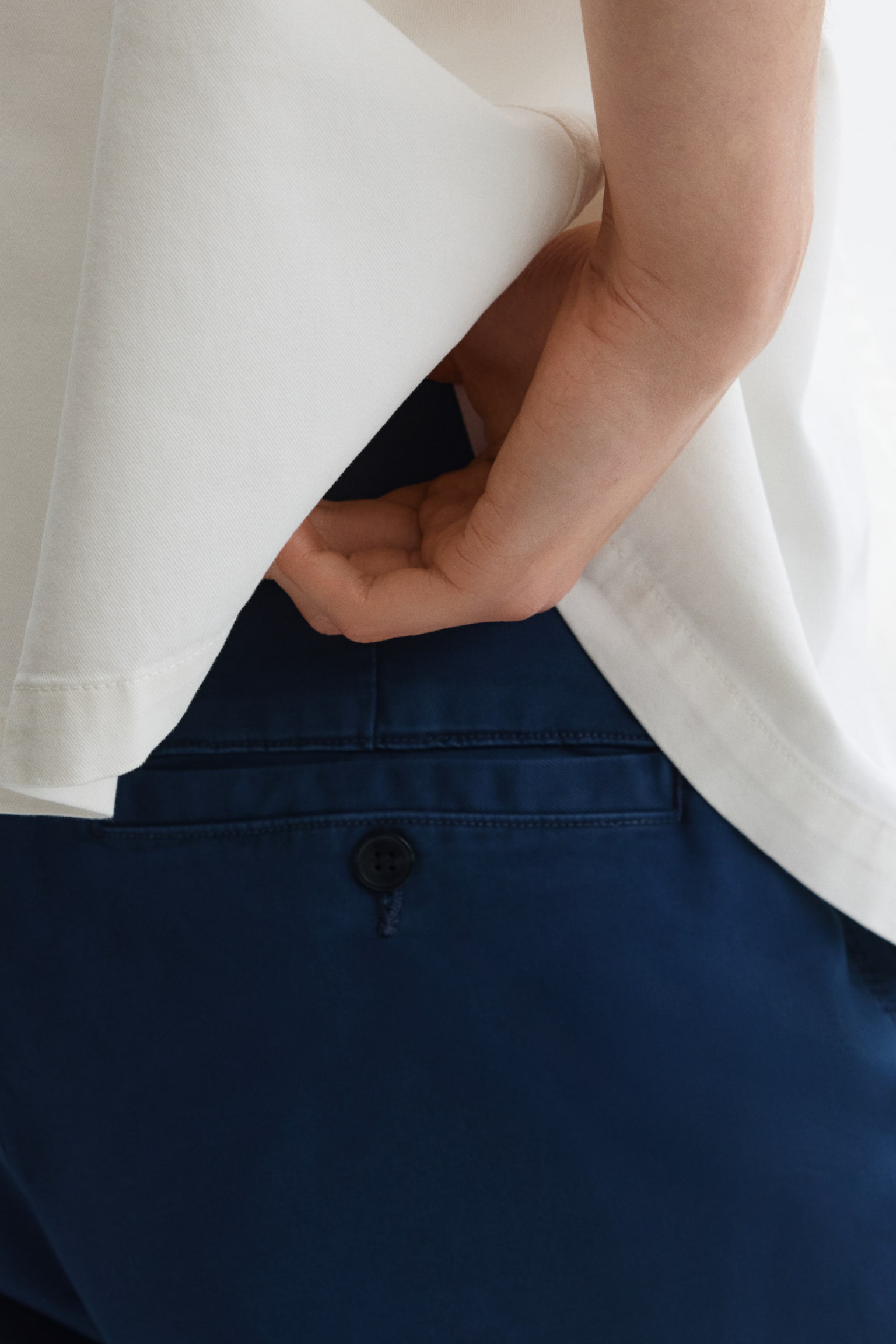 Relaxed Fit Cotton chinos - Dark blue/Black/Beige/White - 3