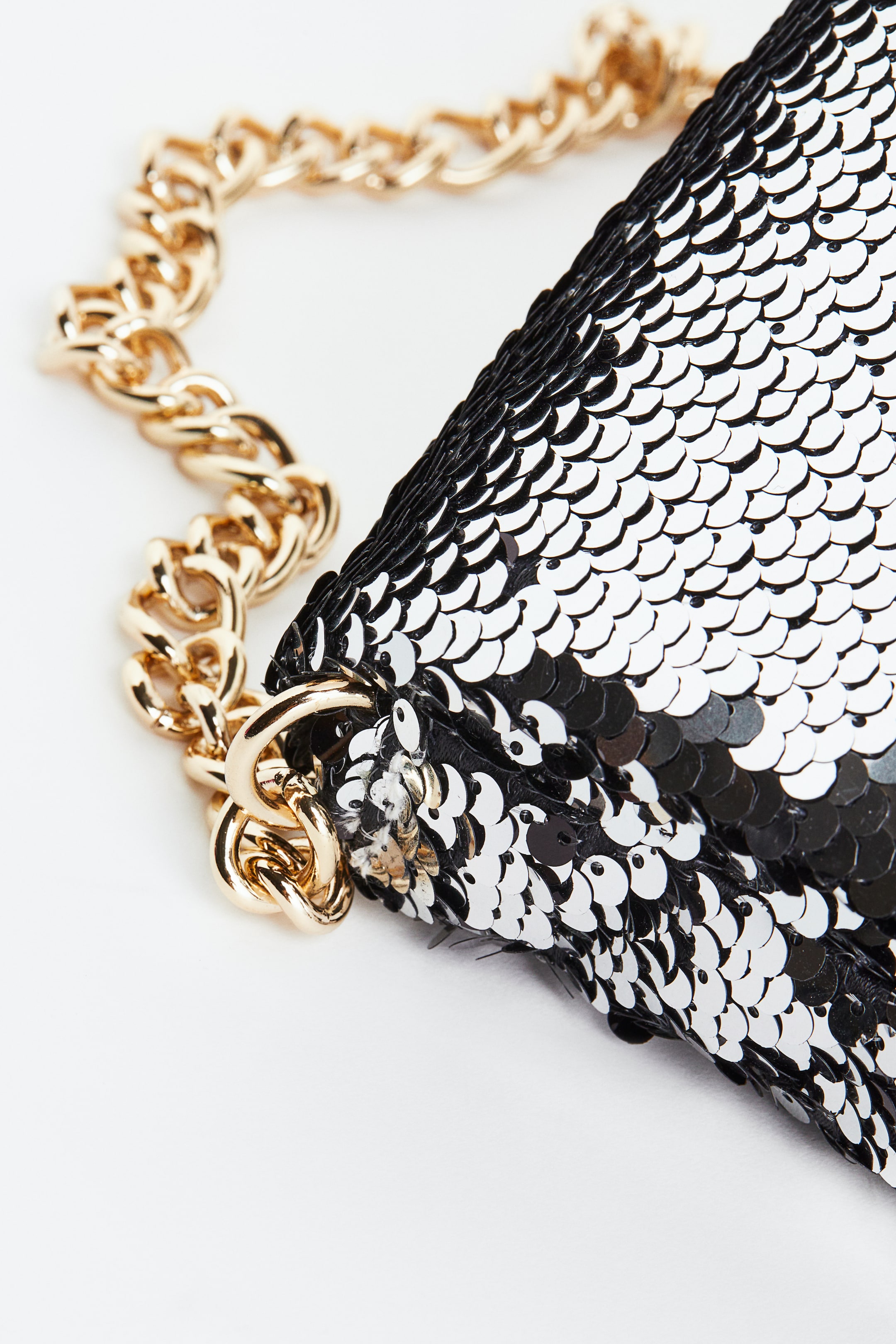 Sac à Main Bandoulière Argenté Brillant - Similicuir Gris - Taille Moyenne - Neuf Sans étiquettes