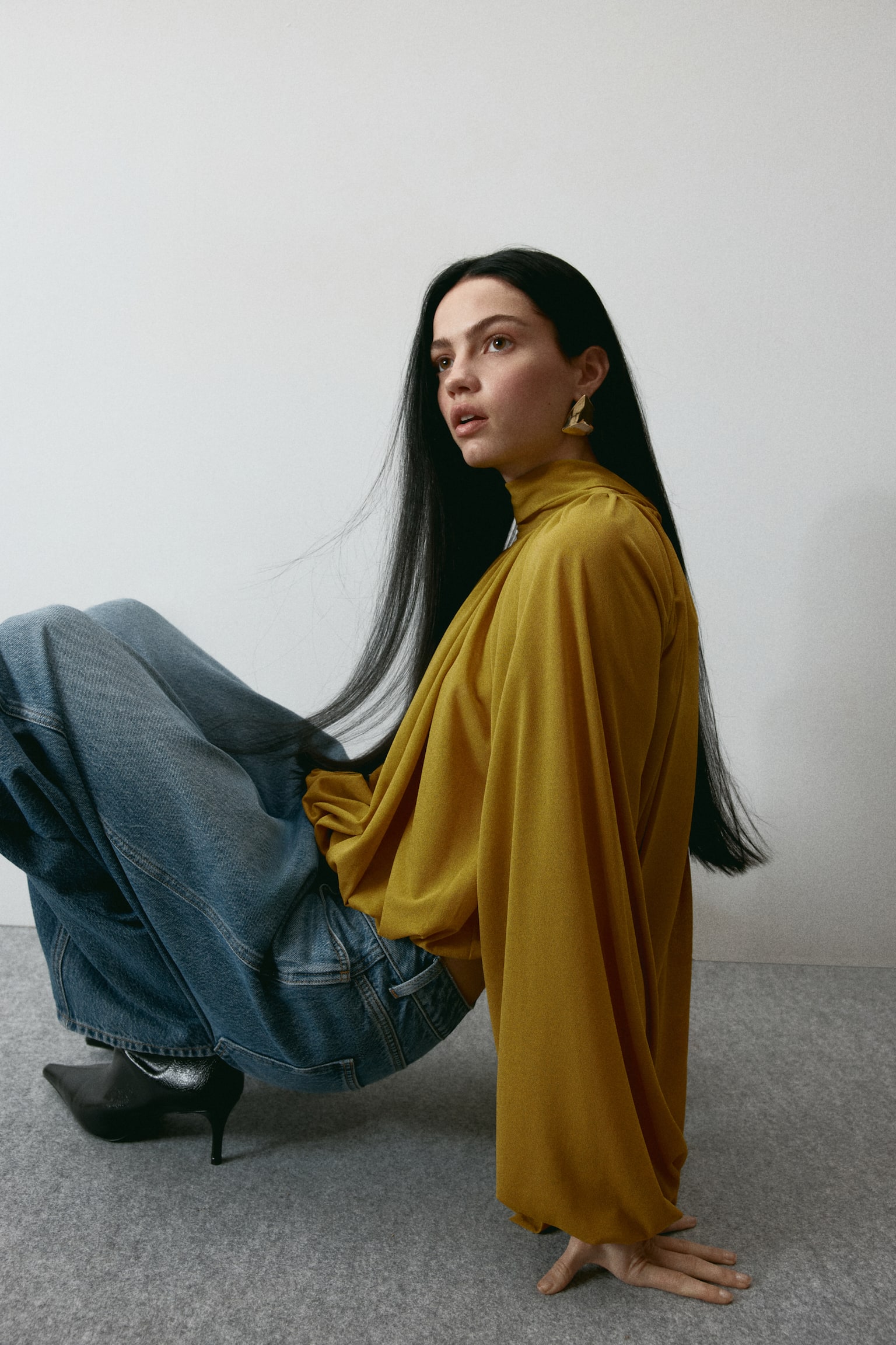 Tie-neck blouse - Mustard yellow - 5