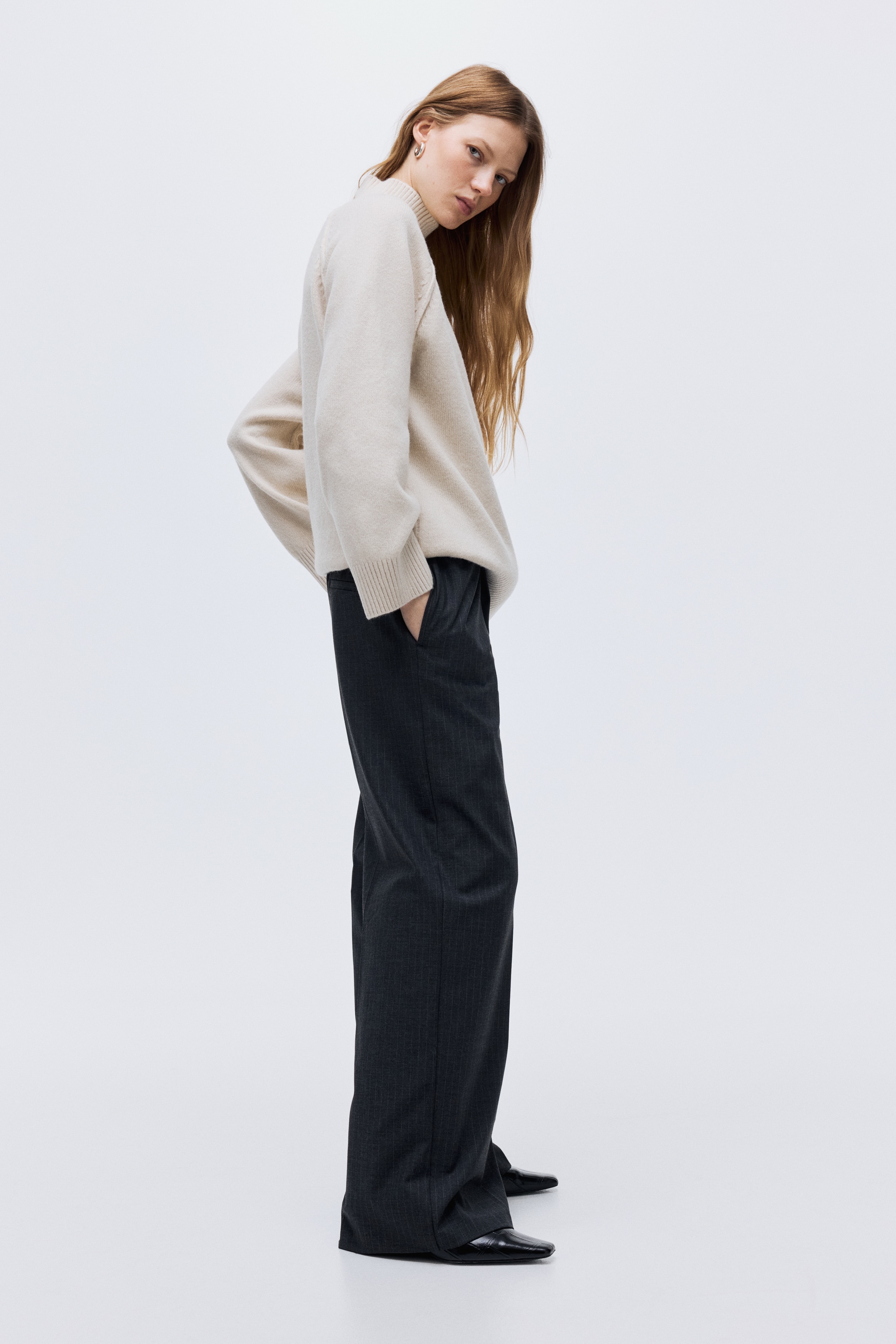 Tailored pull-on trousers