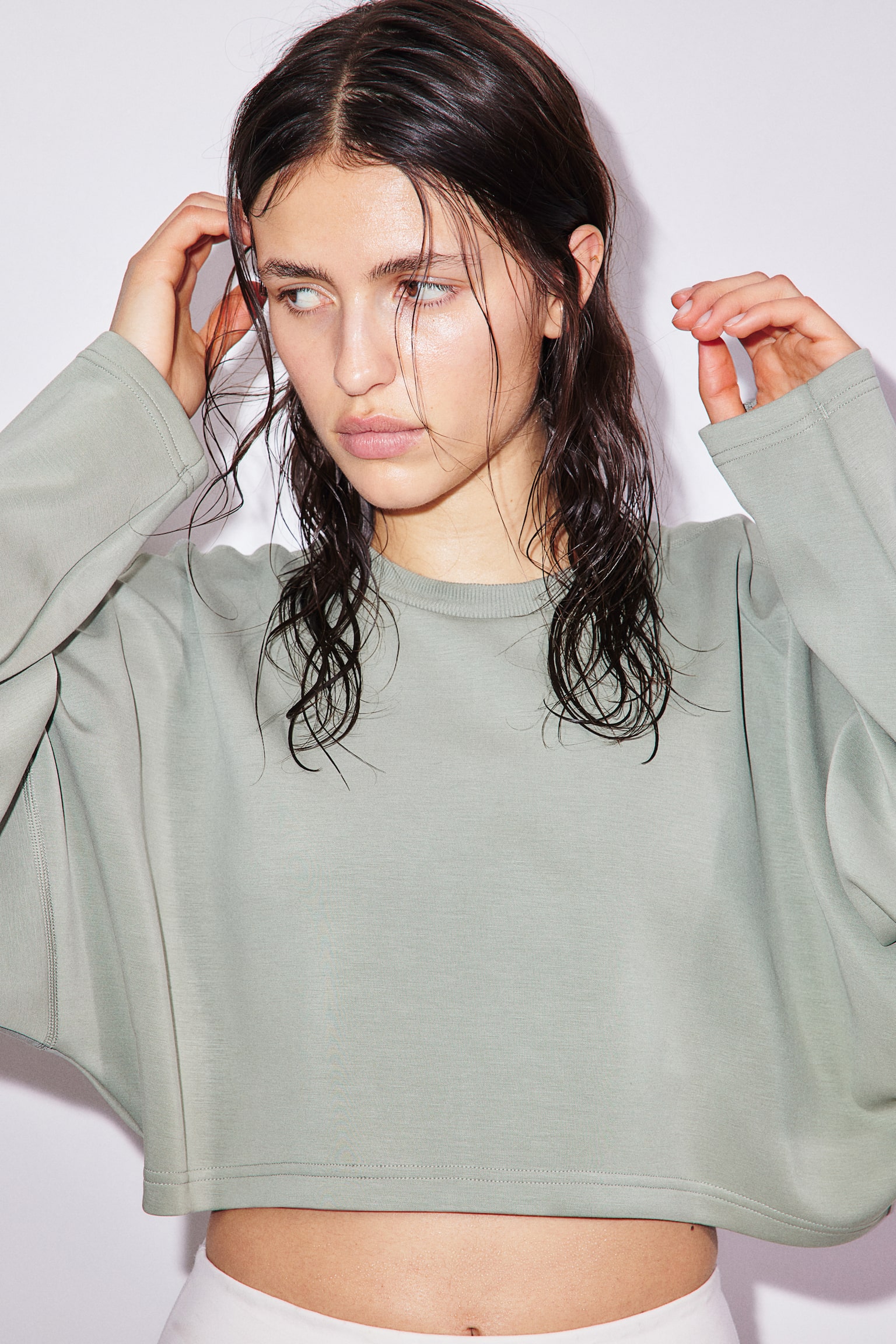 Cropped sports top in DryMove™ - Light khaki green - 5