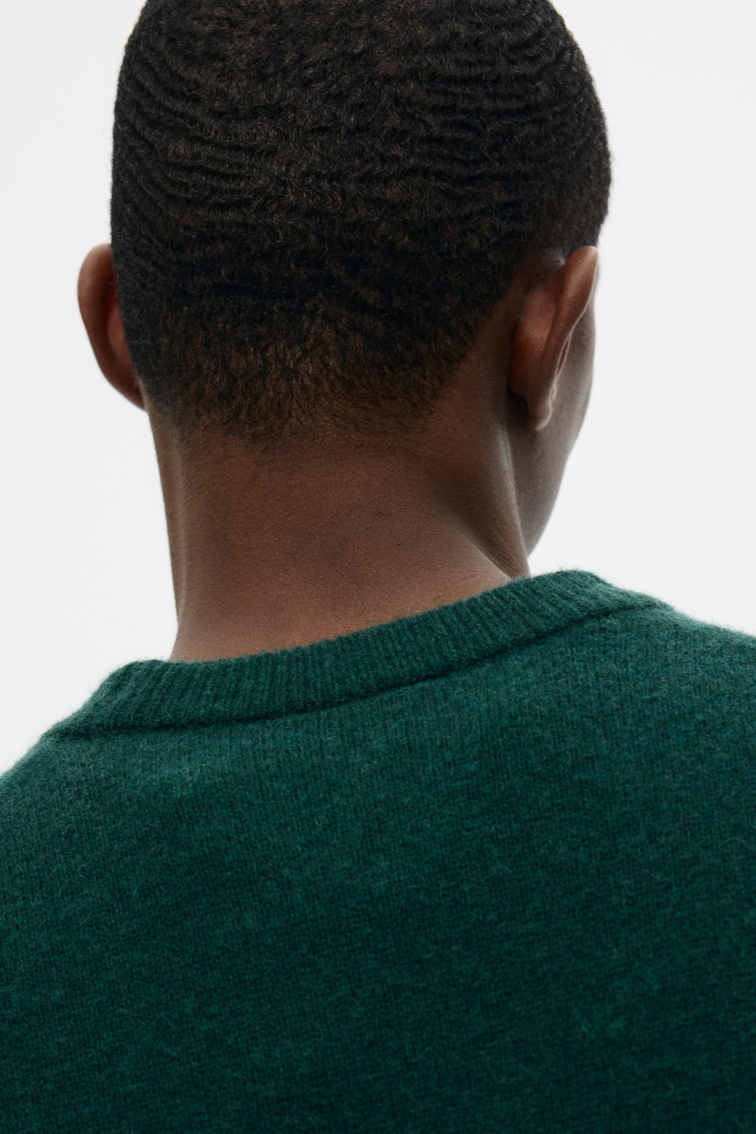 Vlněný svetr z jemného úpletu Regular Fit - Tmavě zelená/Tmavě béžová/Tmavě šedá/Námořnická modř/Hnědá - 4