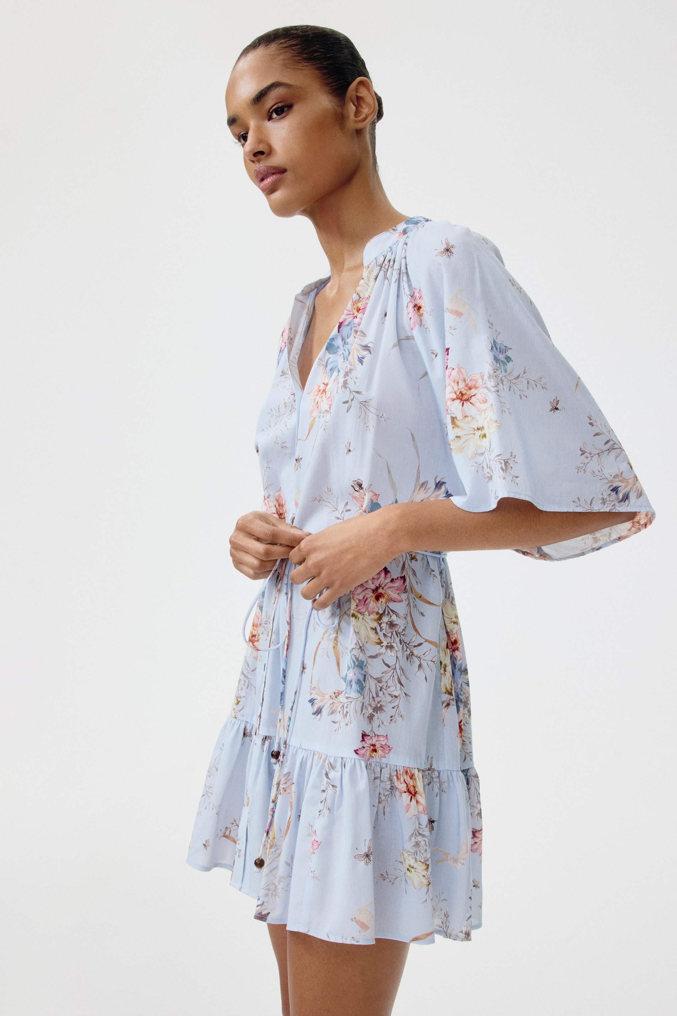 Visa större bild: Skjortklänning med knytband - Ljusblå/Blommig - DAM | H&M SE 1