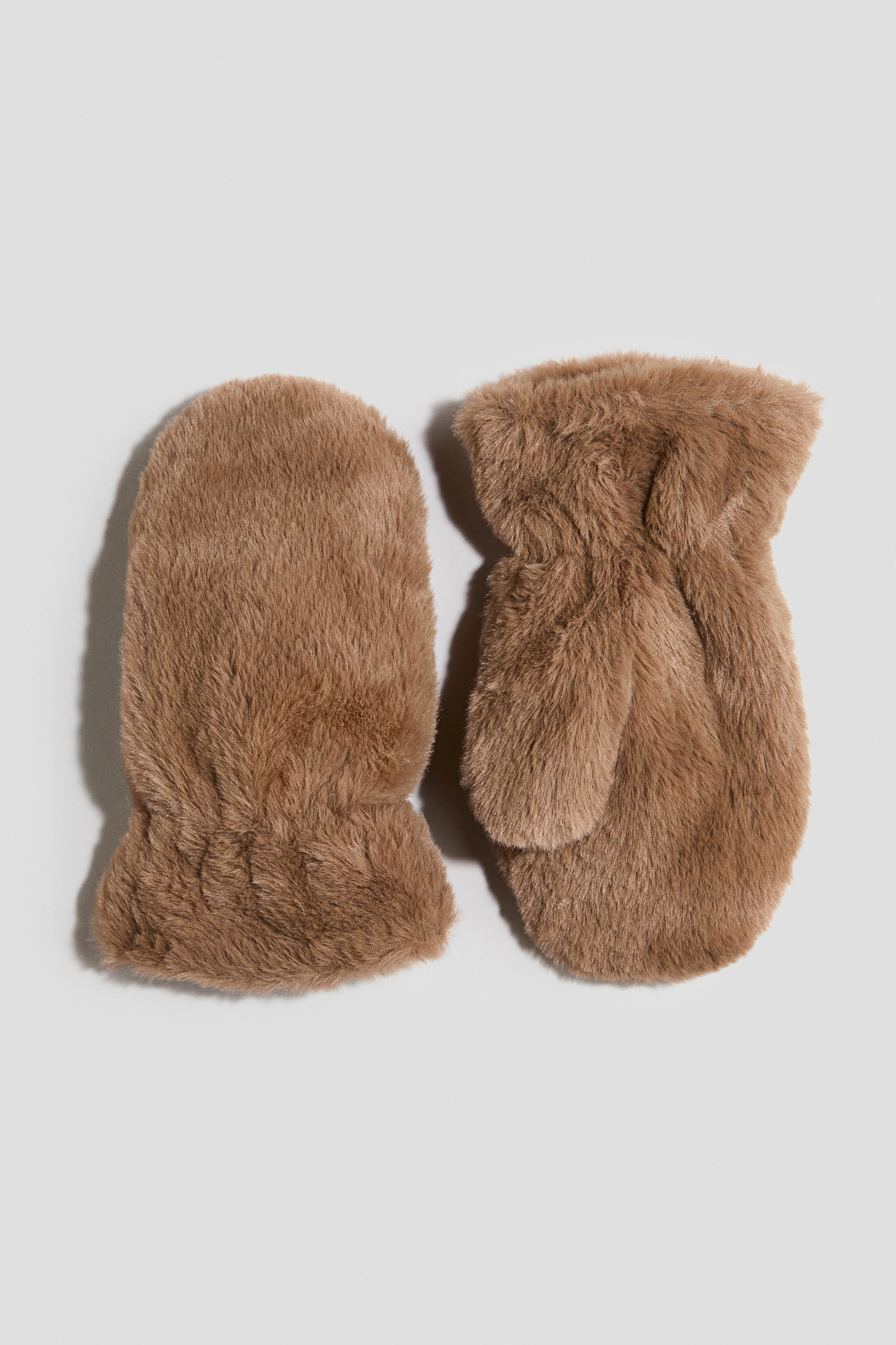 View larger image: Fluffy mittens - Beige - Kids | H&M 1