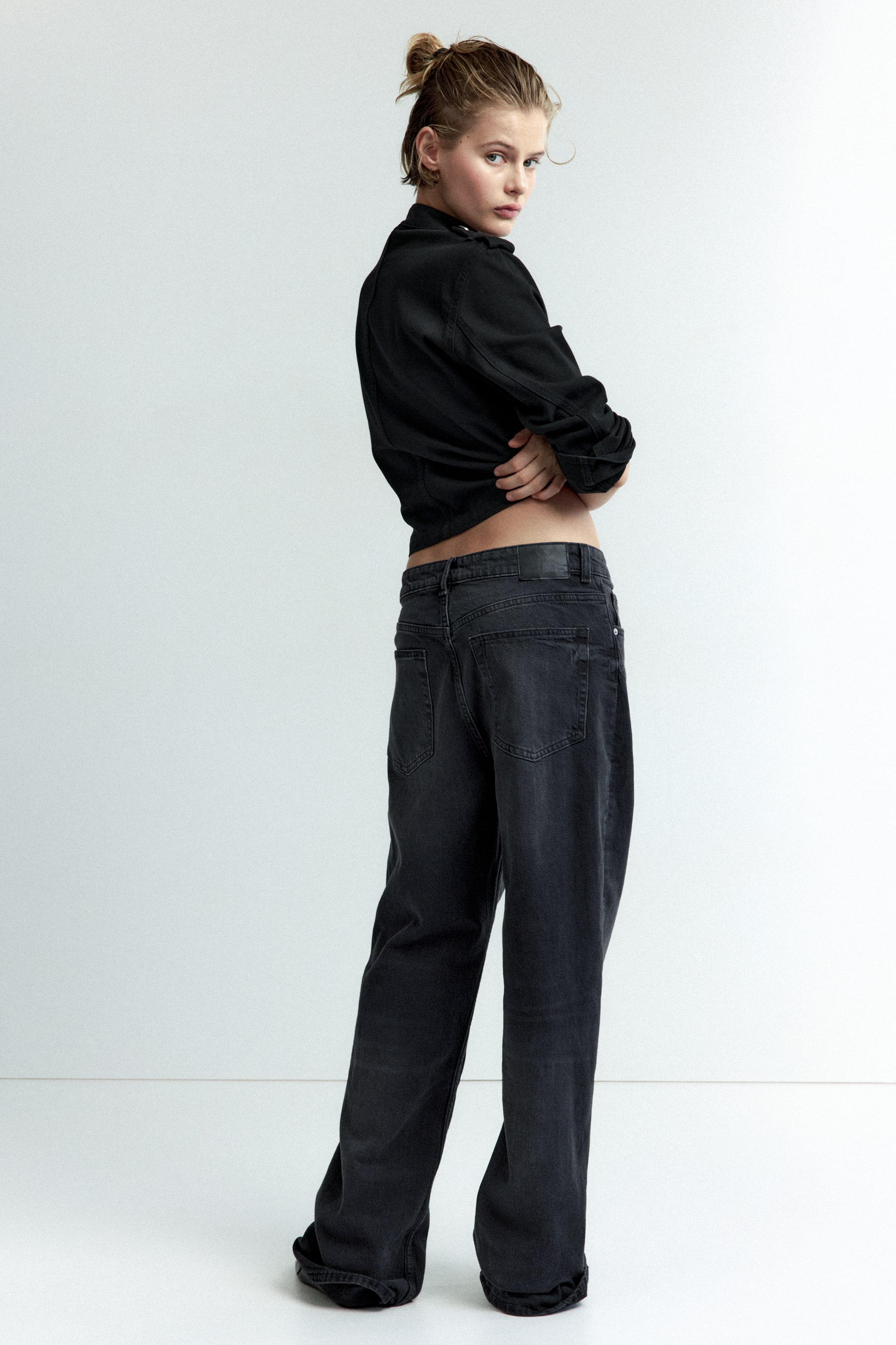 Straight High-Waist Jeans