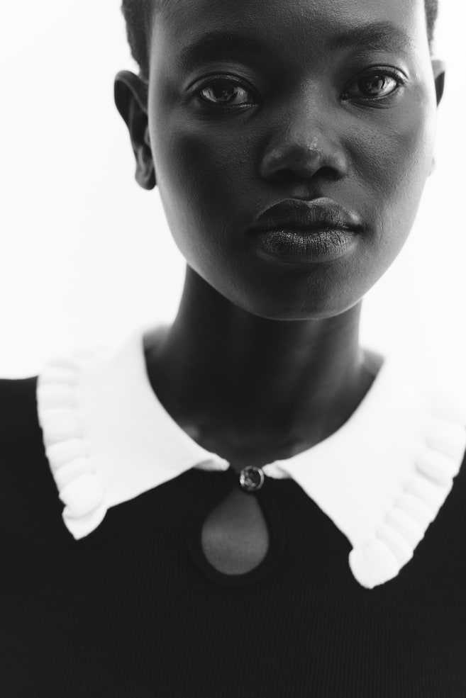 Collared top - Black/White - 2