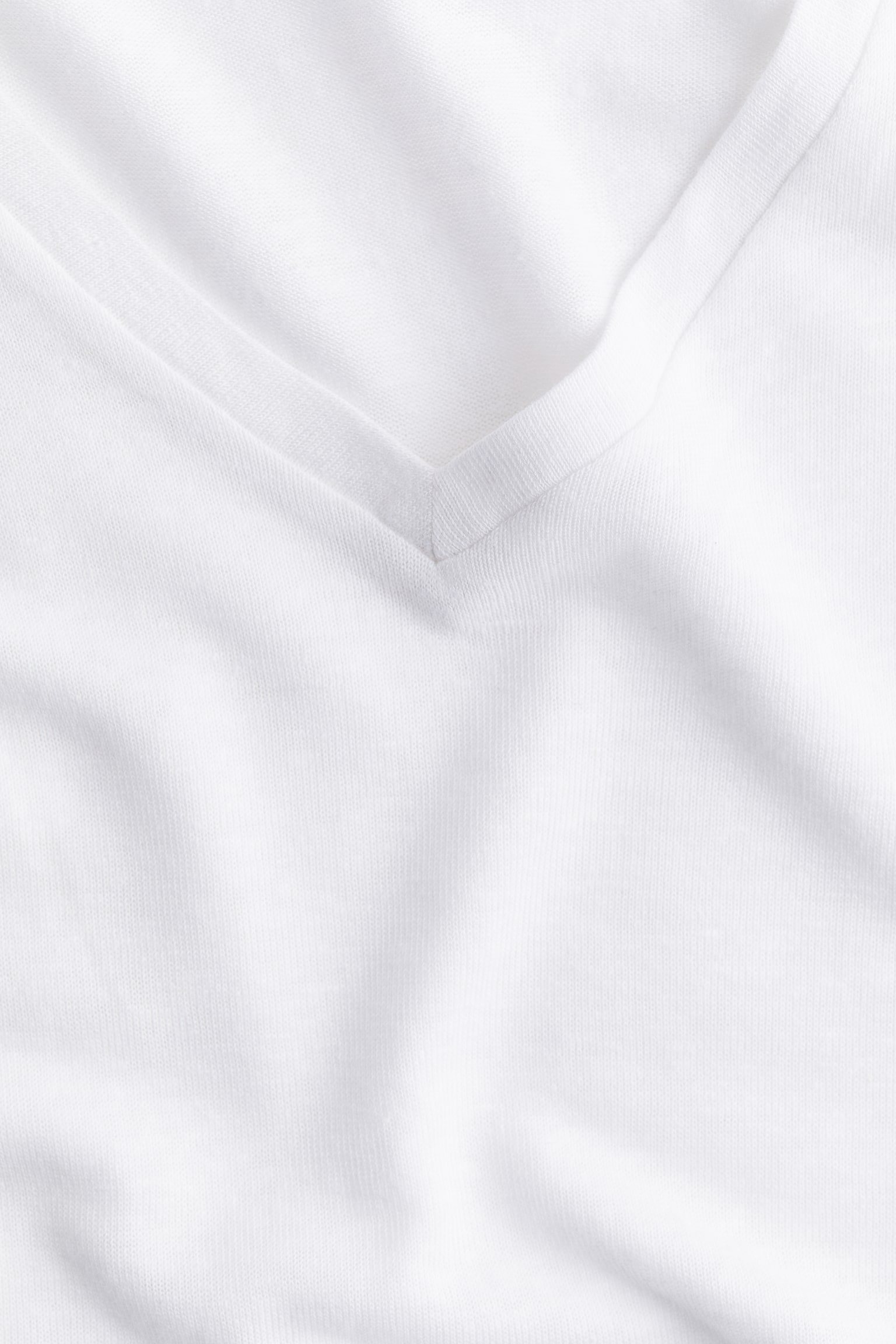 Linen-blend T-shirt - V-neck - Short sleeve - White - Ladies | H&M US