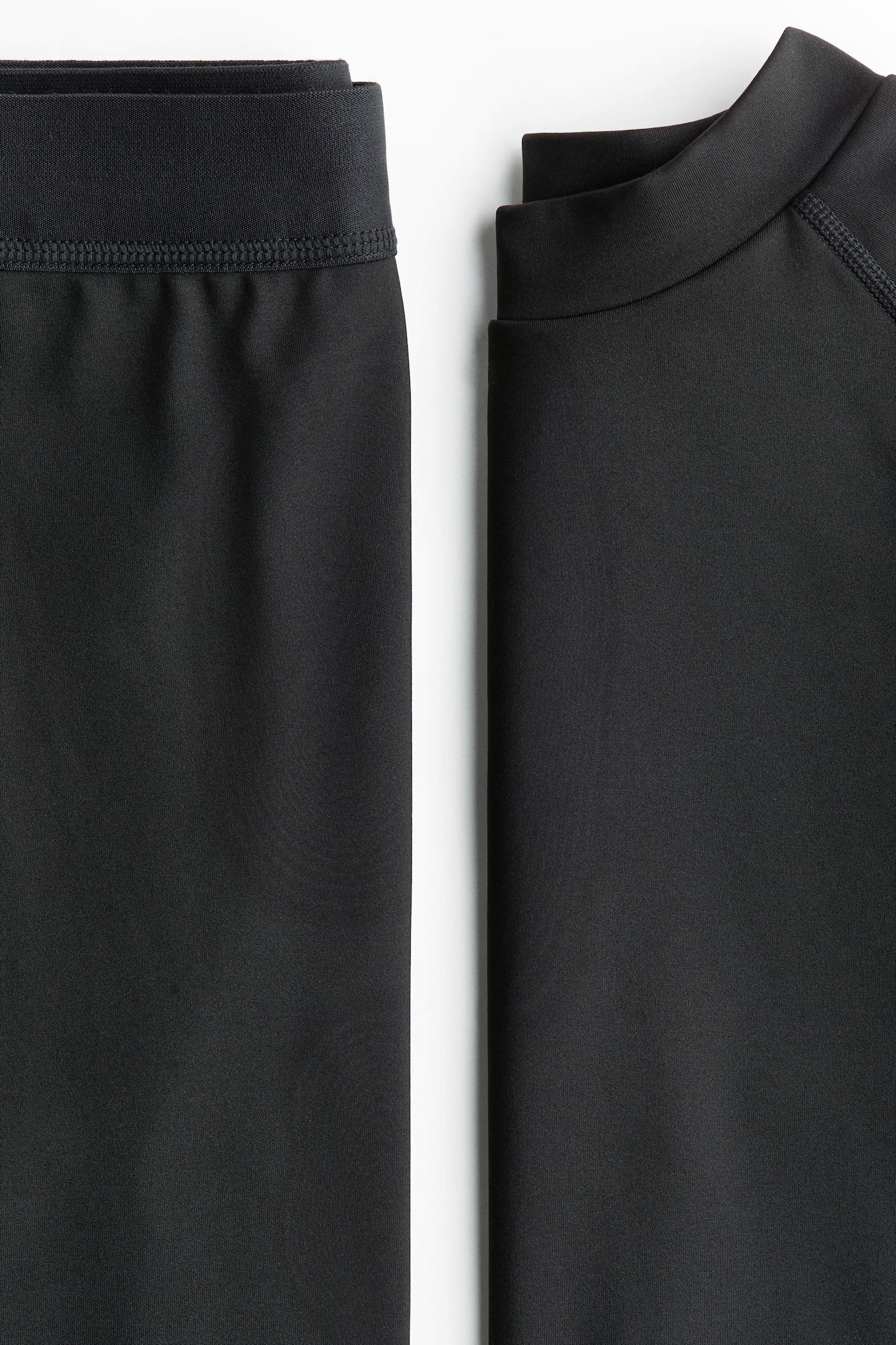 Детские комплекты H&M Move 2-Piece Warm Base Layer Set with ThermoMove™, цвет: Чёрный — фото 6