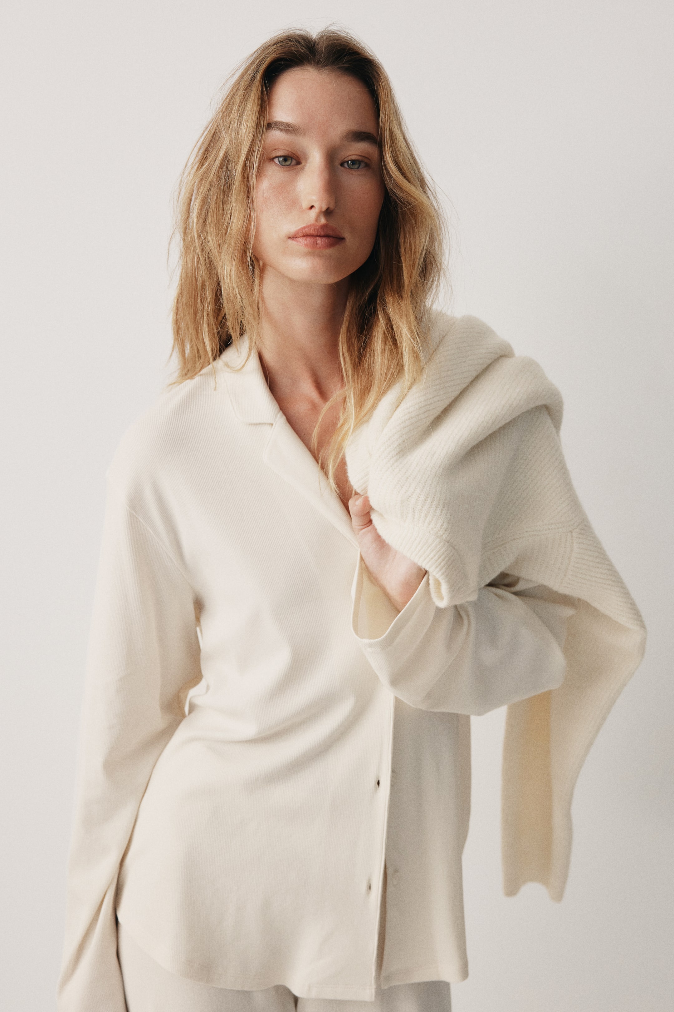 Größeres Bild anzeigen: Modal-blend pyjamas - Cremefarben - Ladies | H&M AT 3