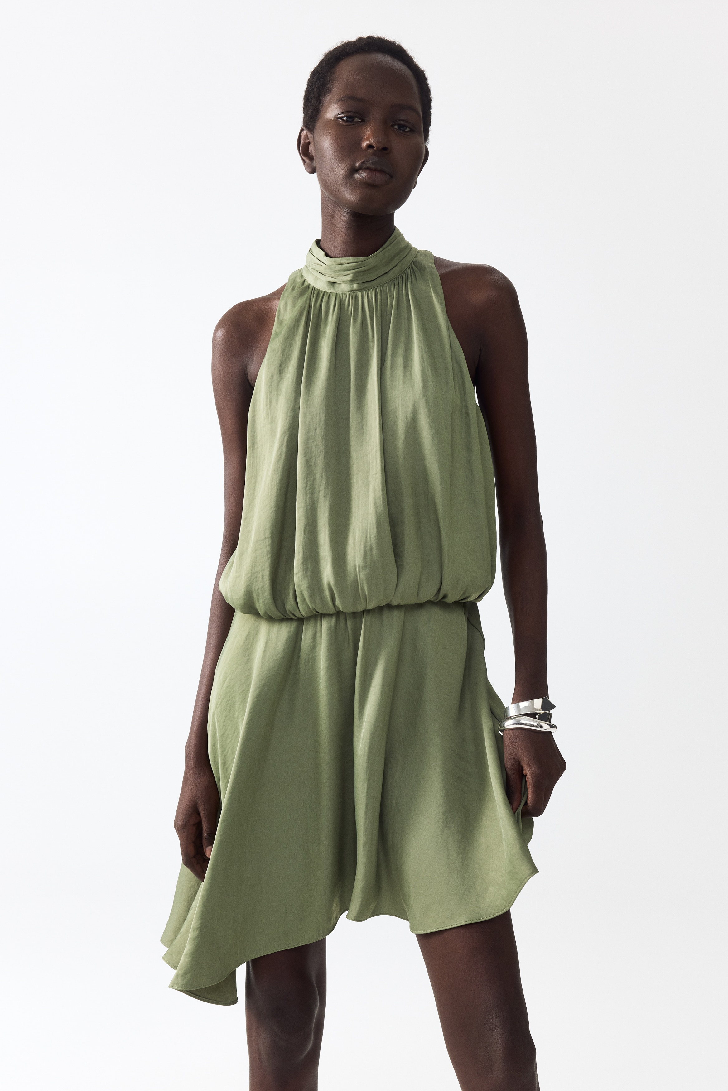Kleid mit asymmetrischem Rock - Grün
