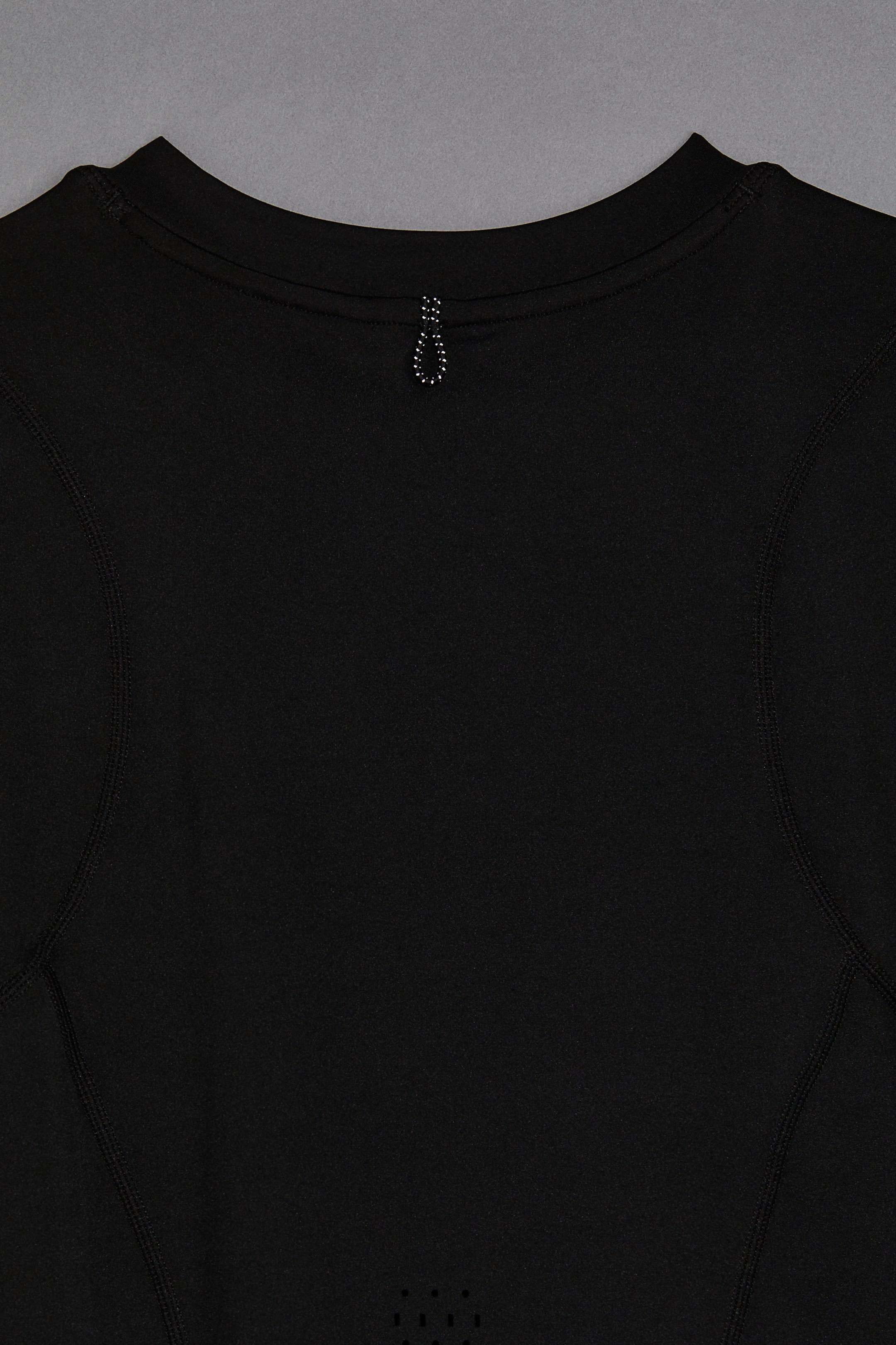 View larger image: DryMove™ Activewear Tee - Black - Ladies | H&M AU 3