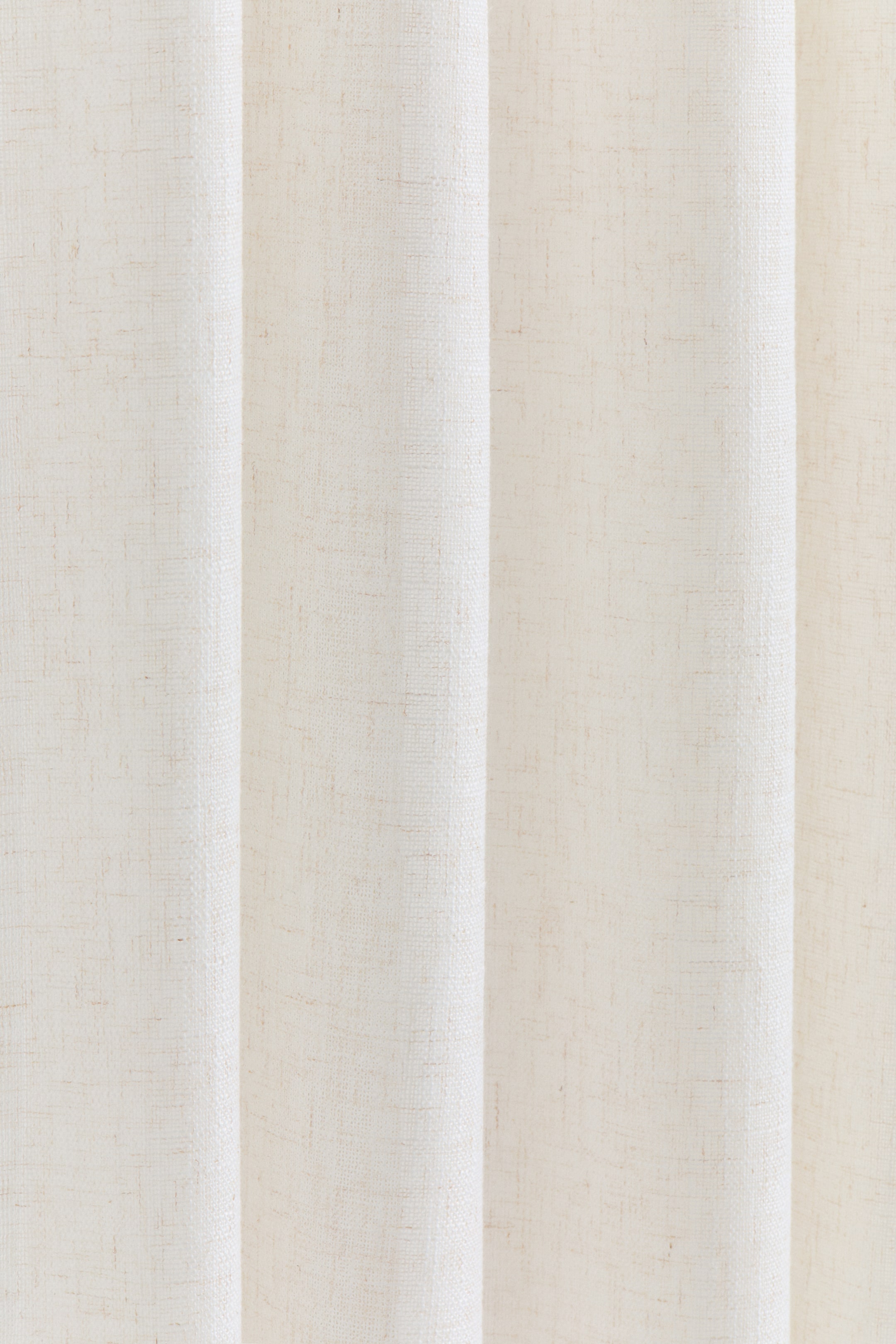 Single-Pack Wide Slub-Weave Curtain