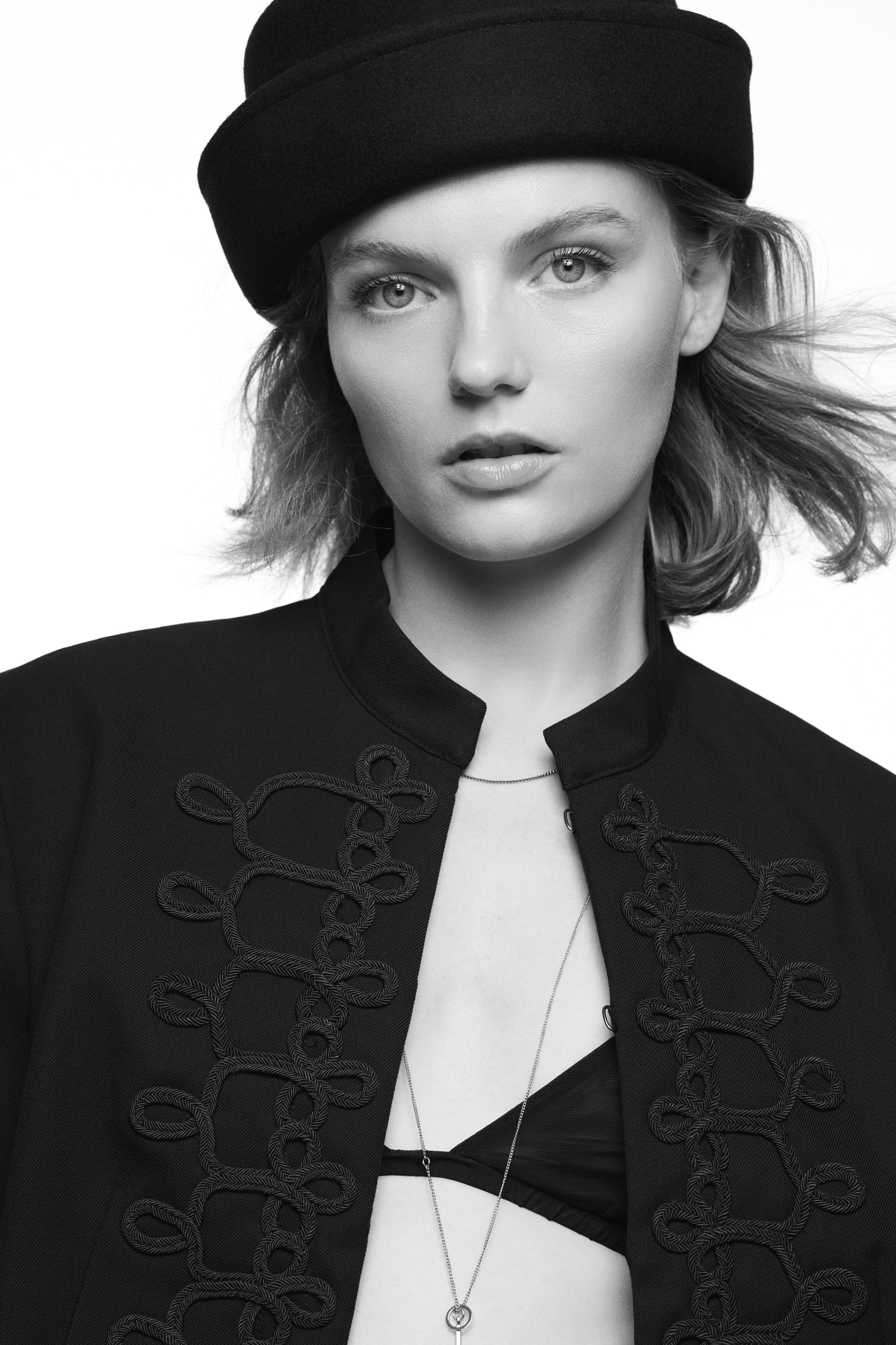 Veste en twill avec appliquésModèle