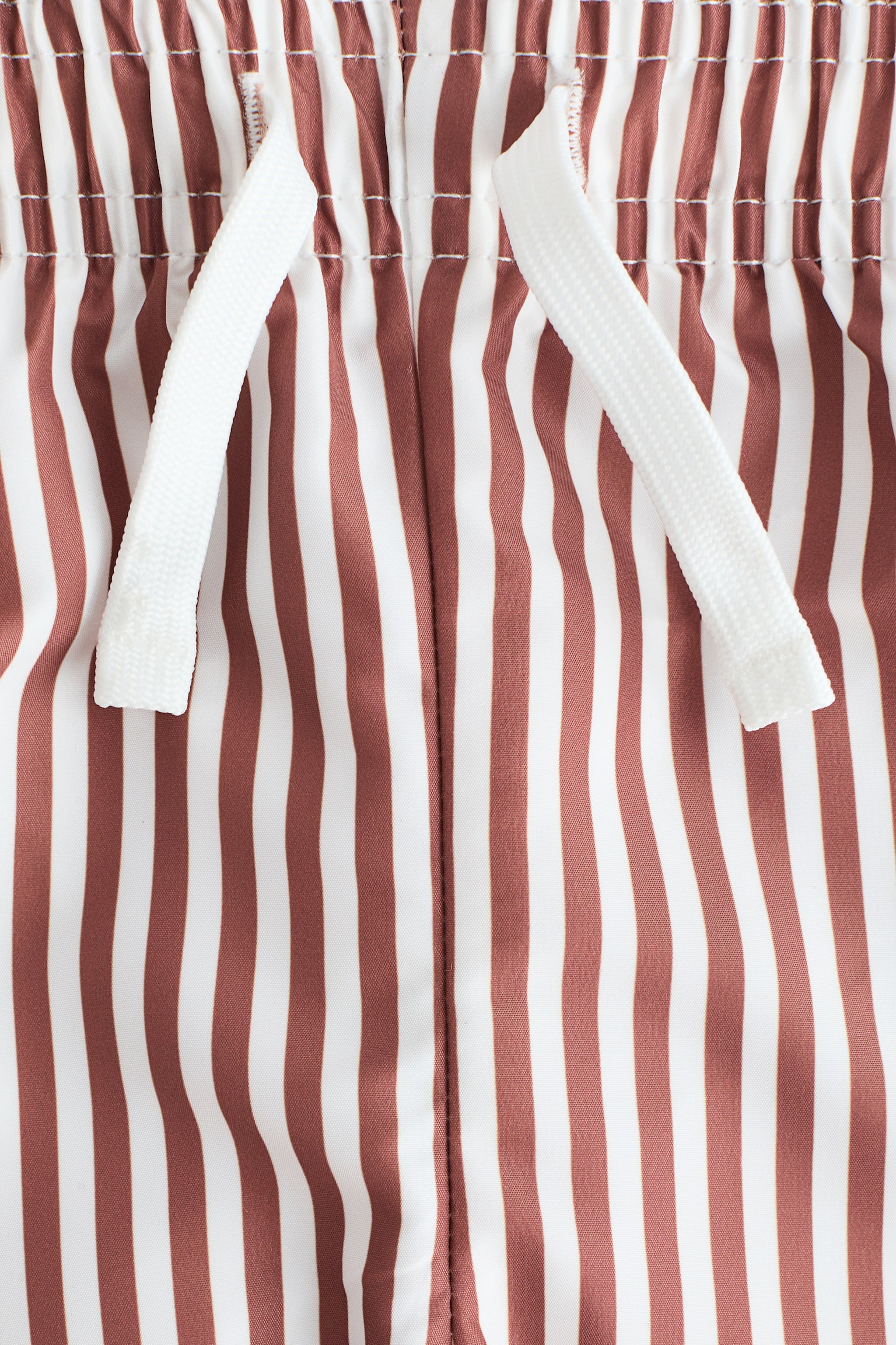 Short de bain à motif - Blanc/rayures marron/Bleu clair/baleine/Rose ancien/rayé/Bleu clair/rayé/Bleu clair/coquillages - 2