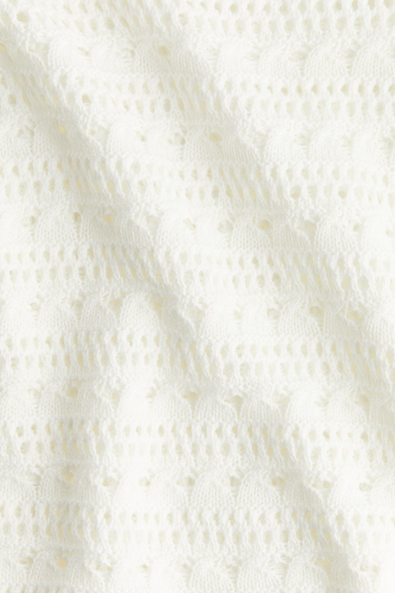 Hole-Knit Top with Collar - image 5