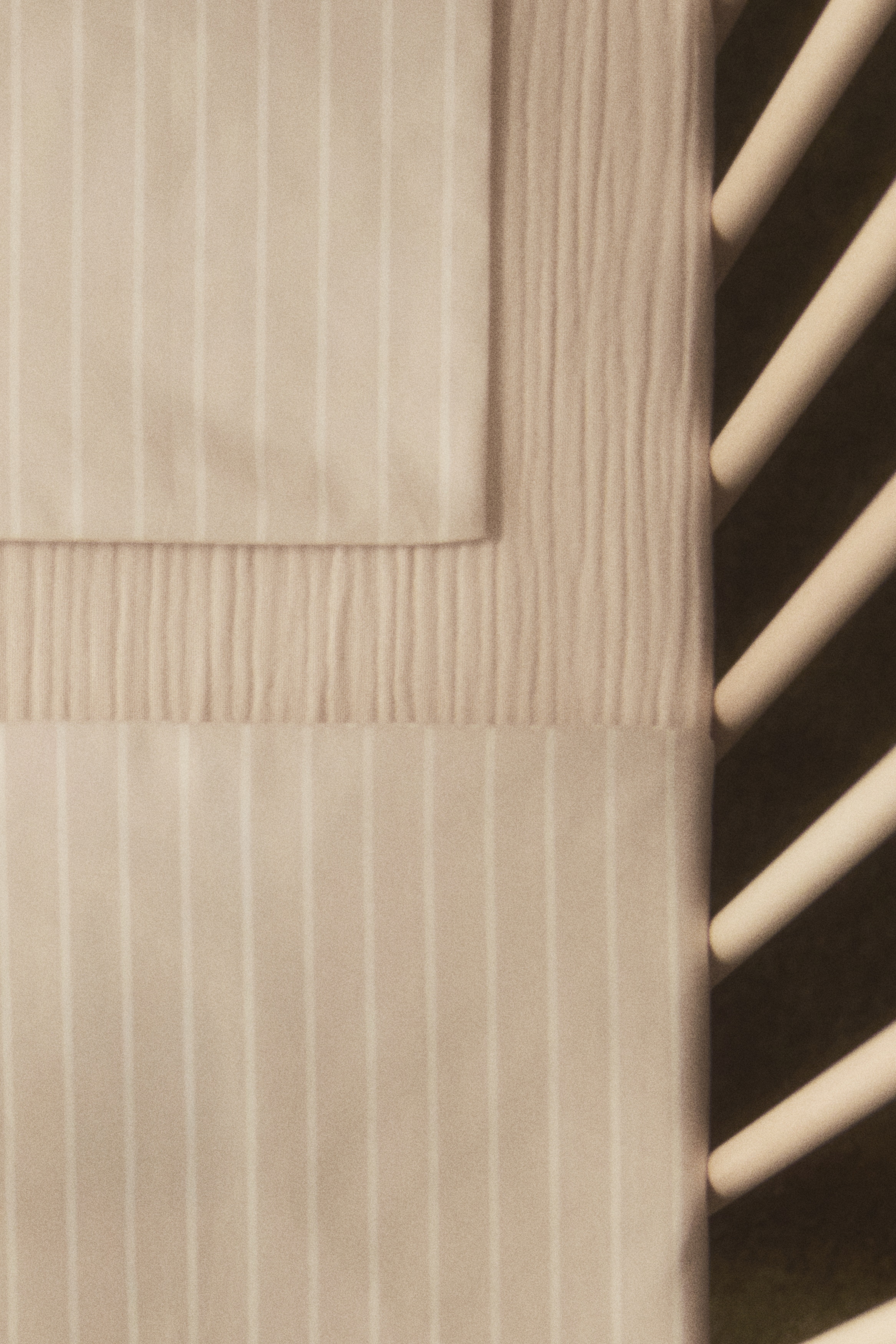 Påslakanset för spjälsäng i bomullspercale - Ljusbeige/Randig/Ljusblå/Randig/Ljusrosa/Randig