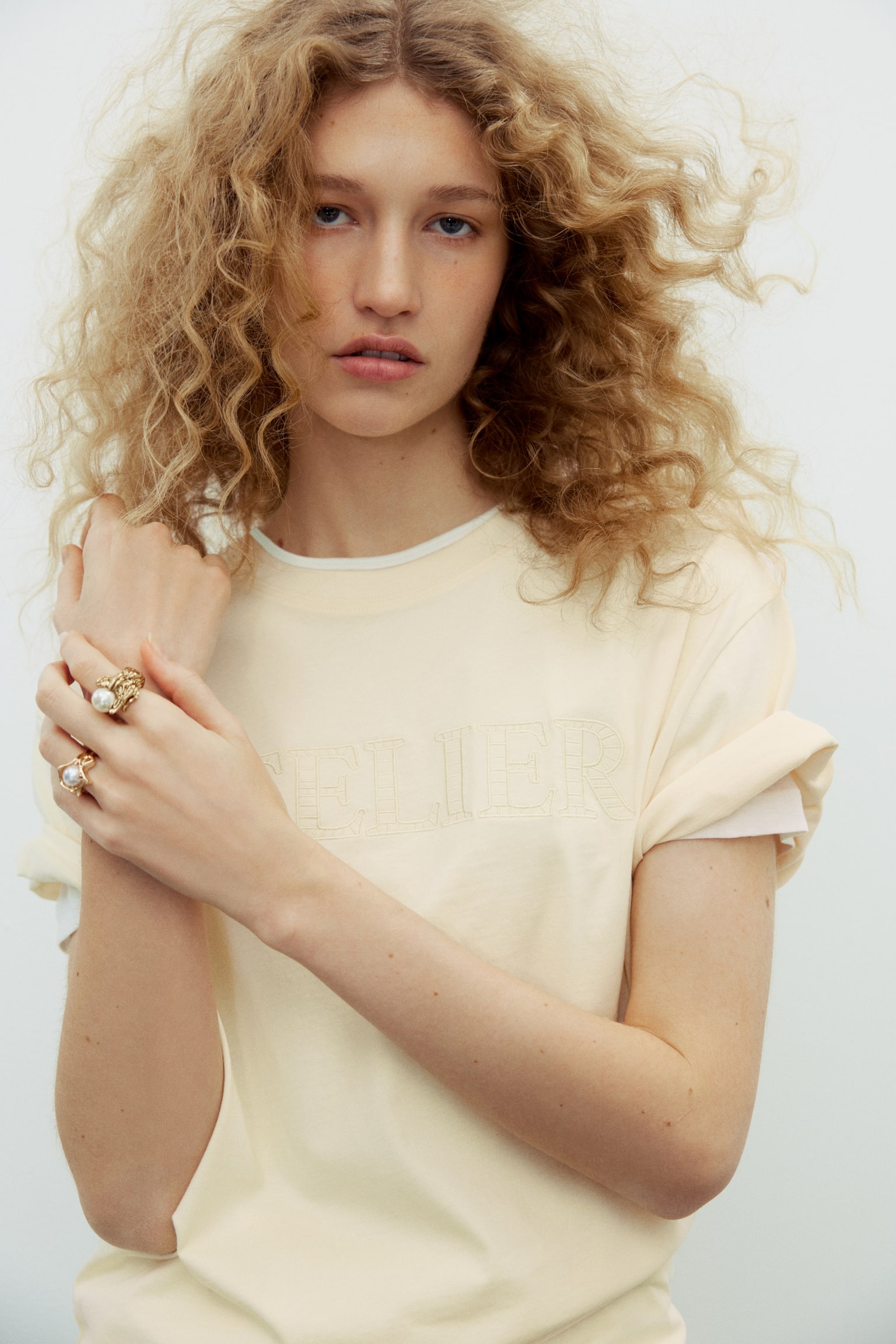 Oversized T-shirt - Light yellow/Atelier/White/Island breeze - 1