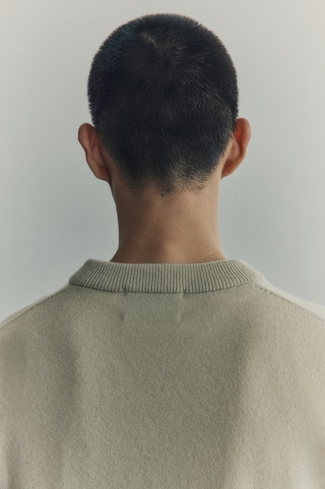 Loose-Fit Cashmere Sweater-Beige - 4