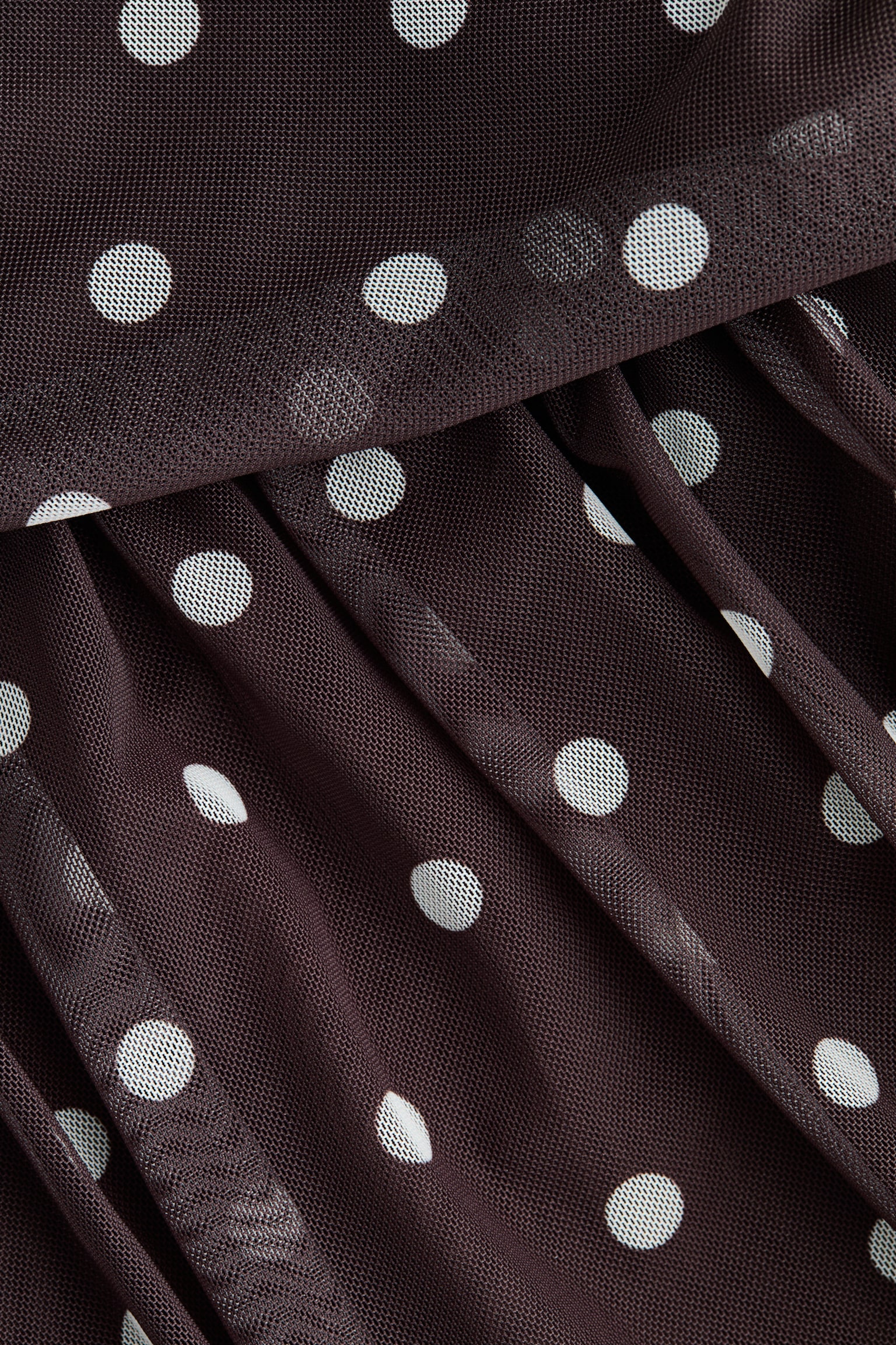 Drapowana sukienka z siateczki - Ciemnobrązowy/Kropki/Burgundy/Oliwkowy - 4