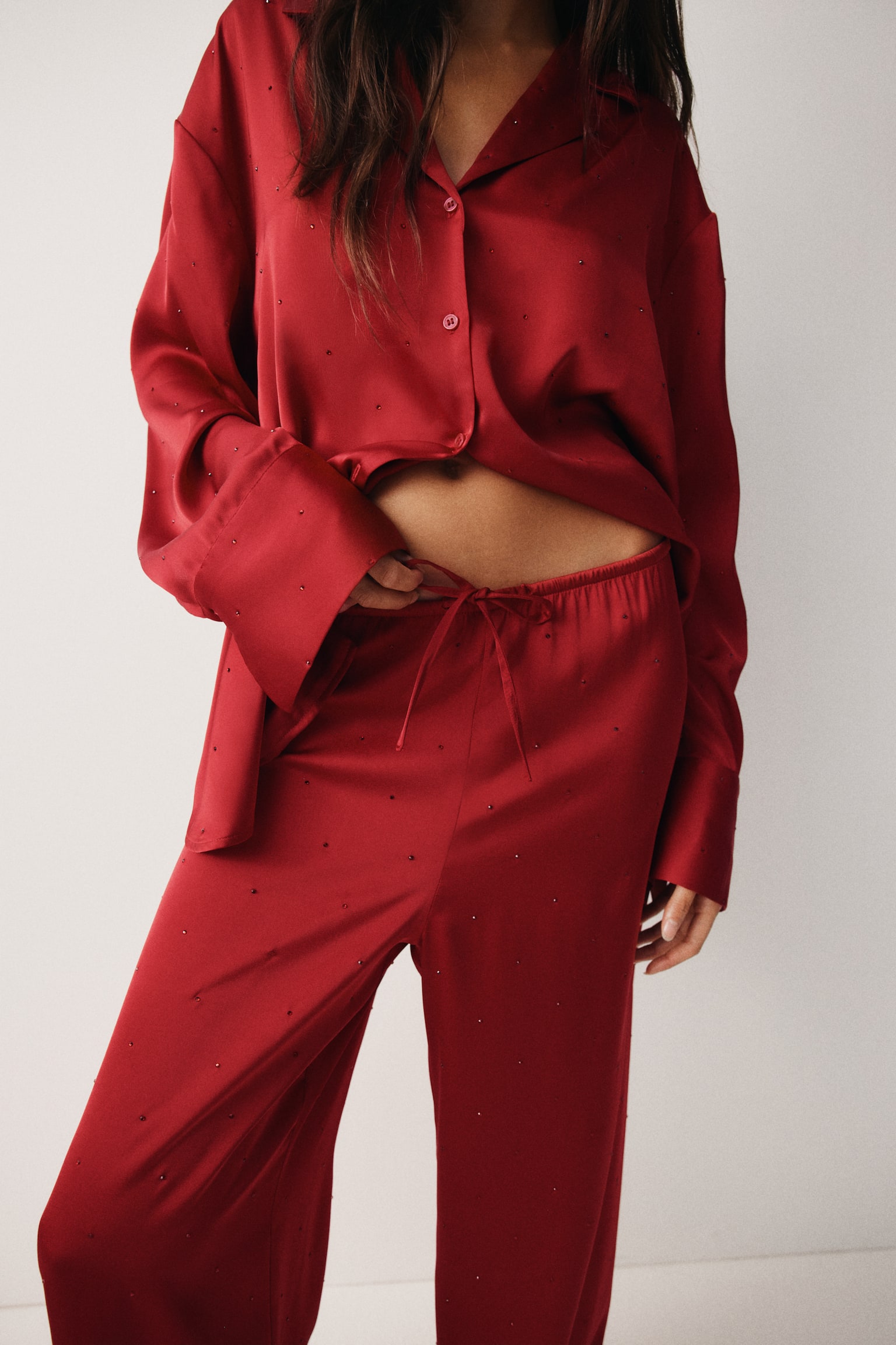 Пижамные брюки Embellished, атлас — H&M, цвет: Тёмный красный — фото 4