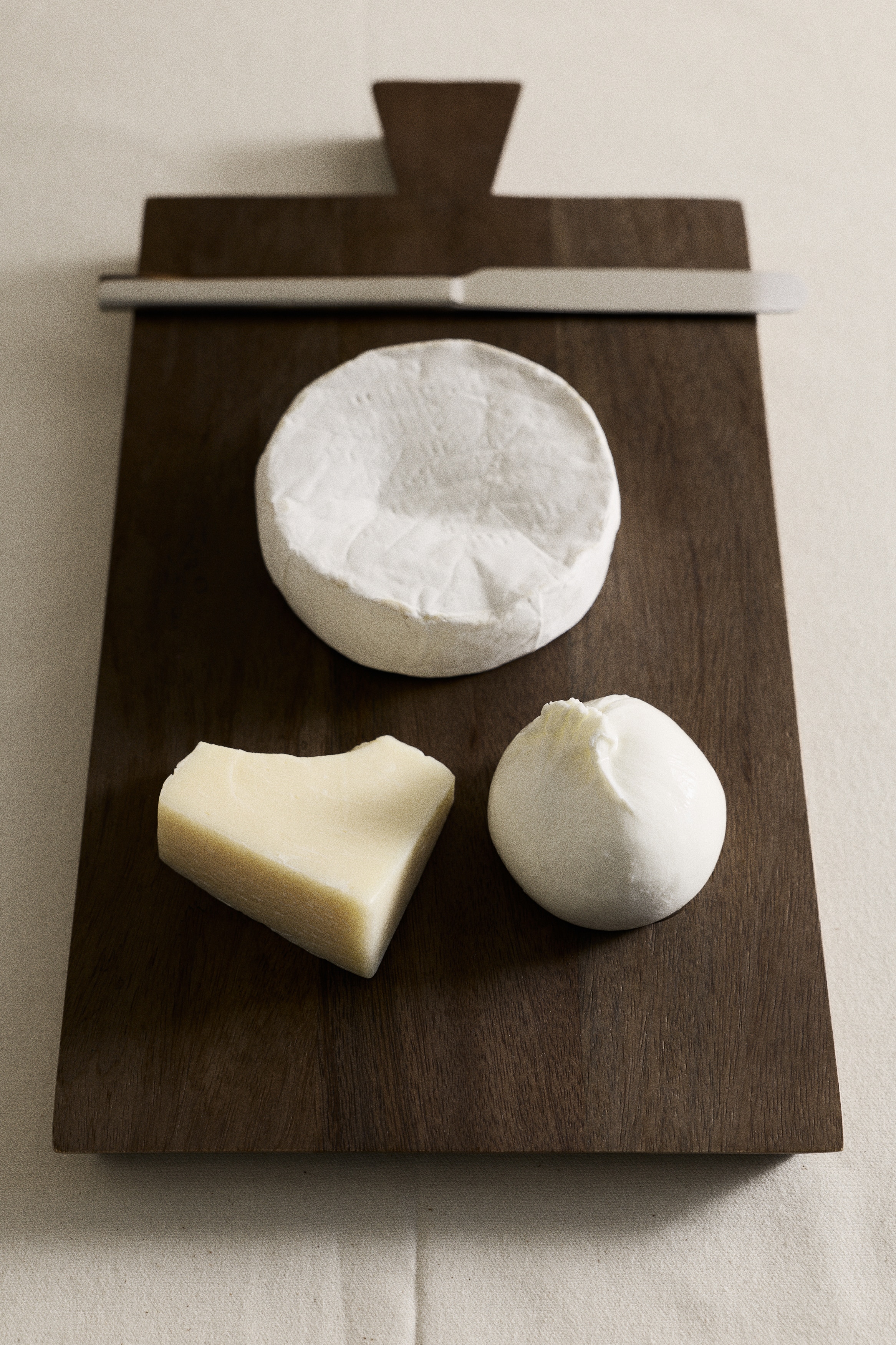 Wooden Serving Board - Dark brown