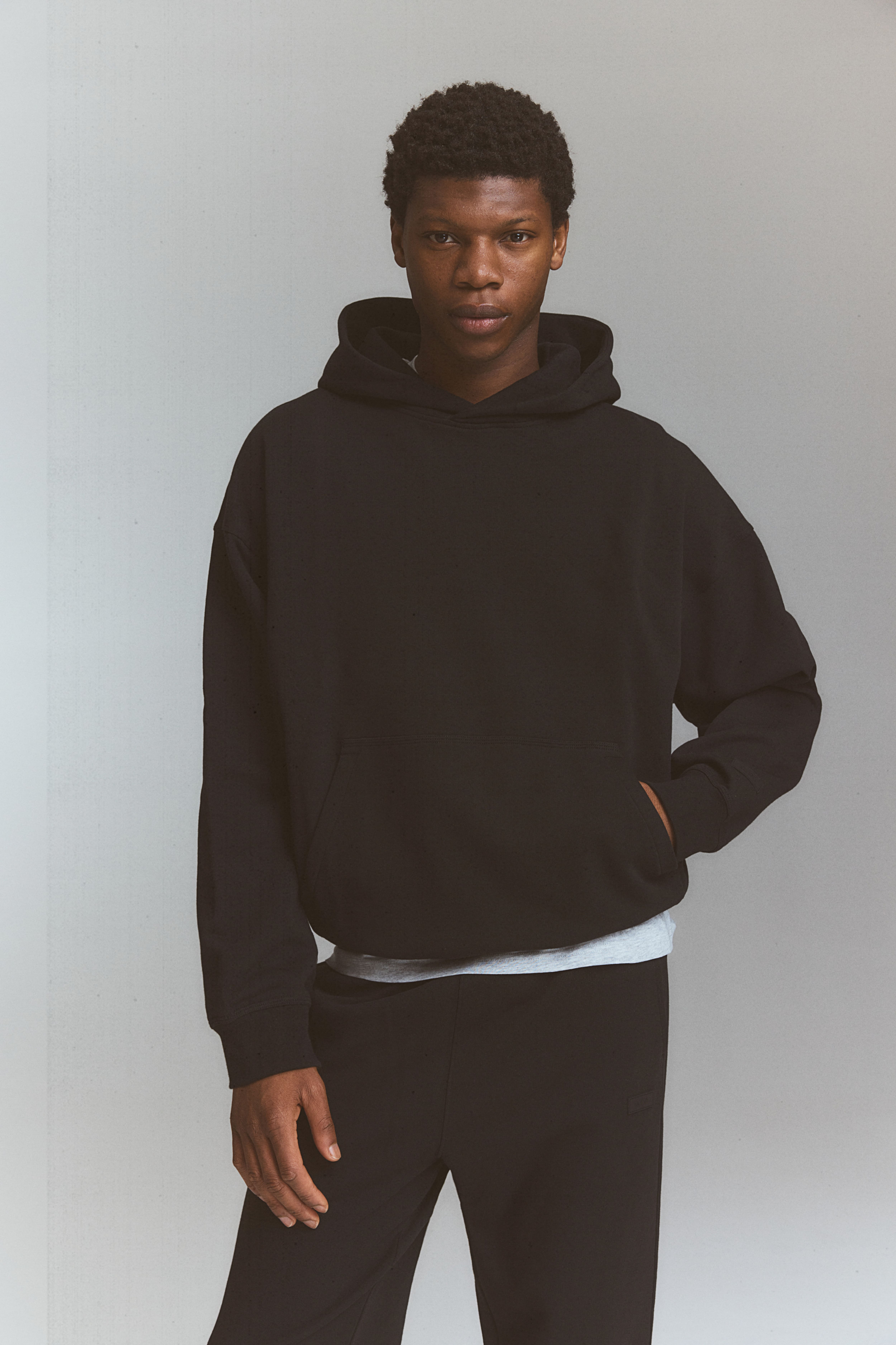 Black | Hoodies & Sweatshirts For Men | H&M GB