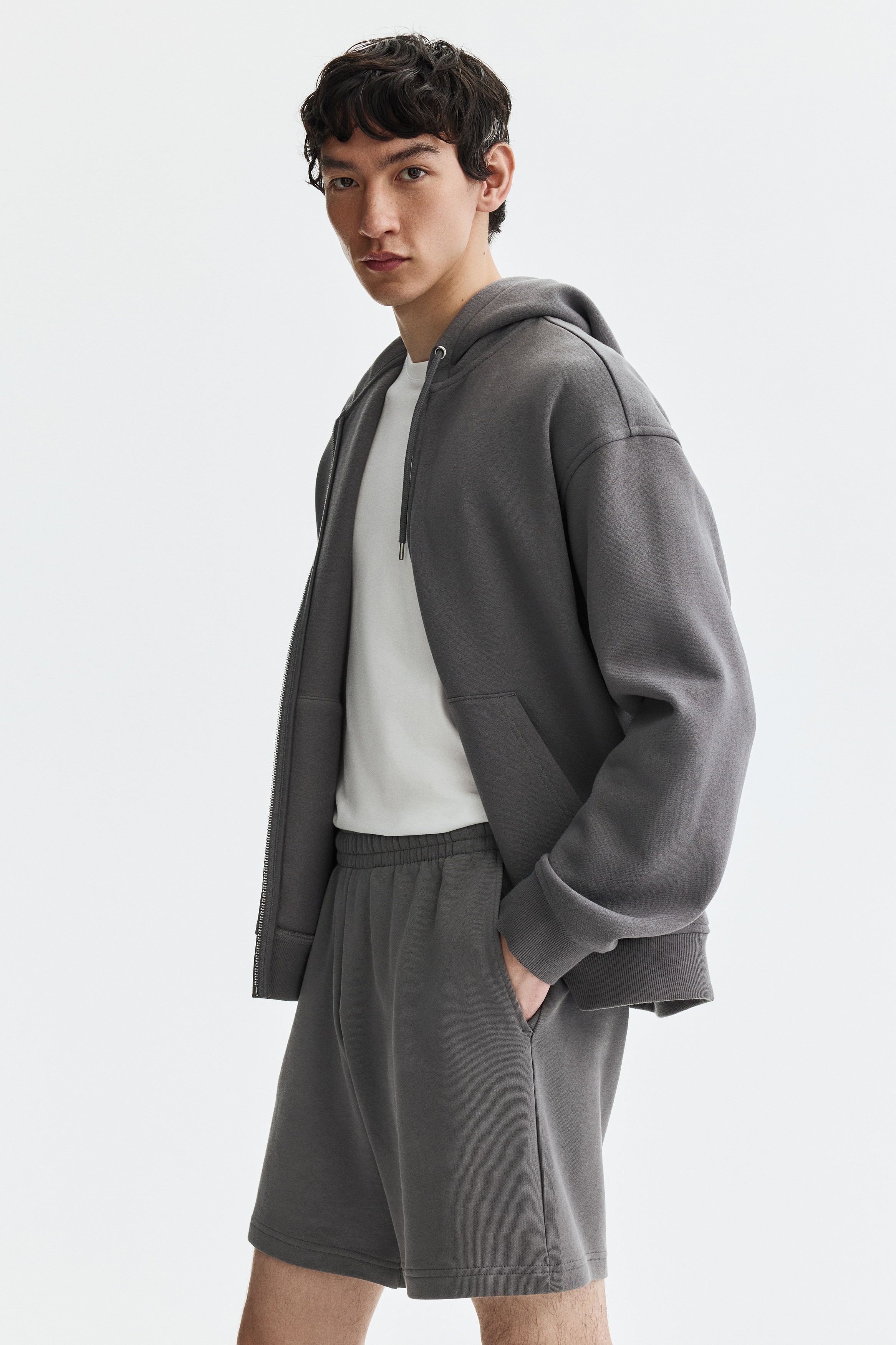 レギュラーフィット スウェットショートパンツ - グレー - Men | H&M JP