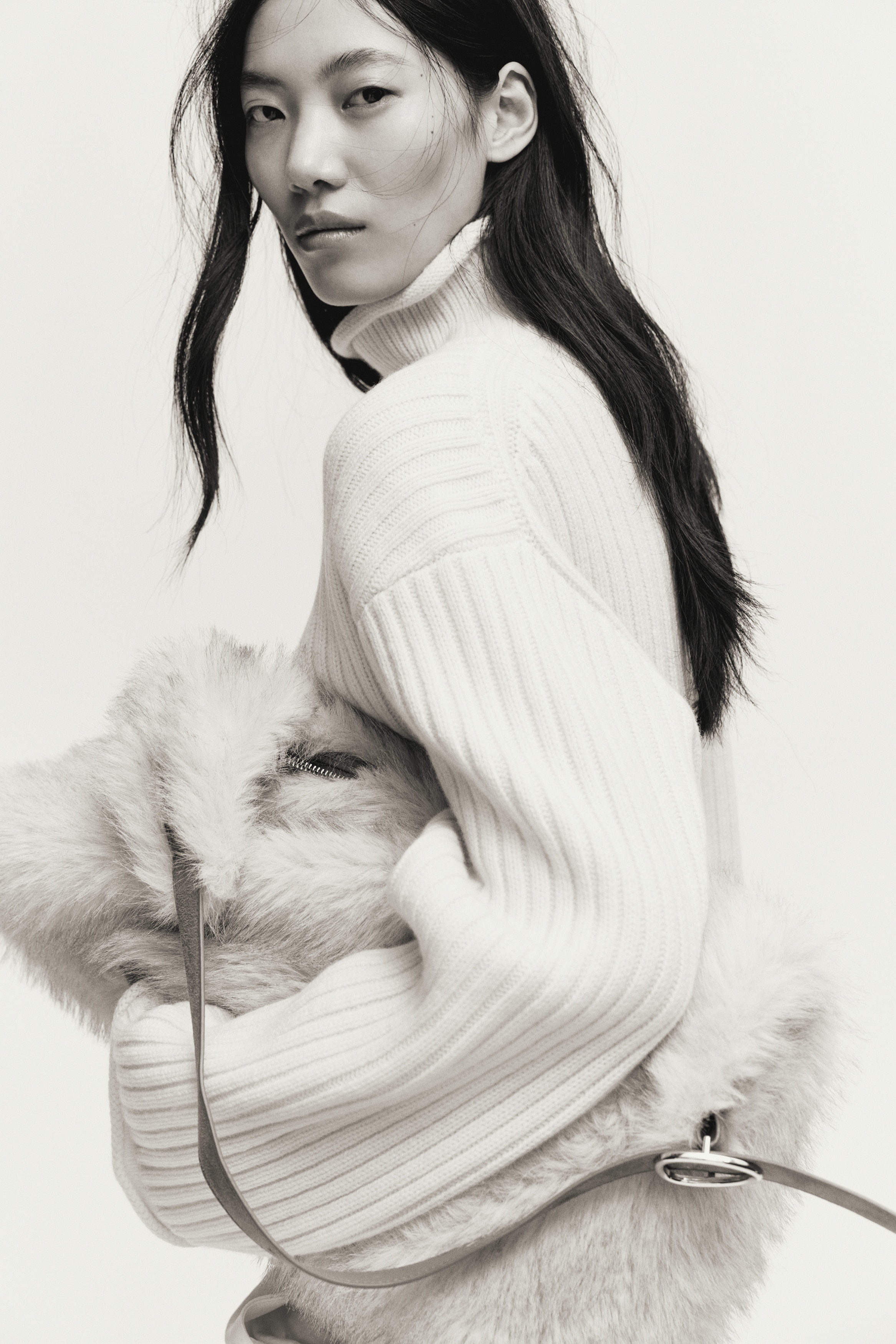 Μάλλινο πουλόβερ με πλέξη ριμπ - Κρεμ/Καφέ