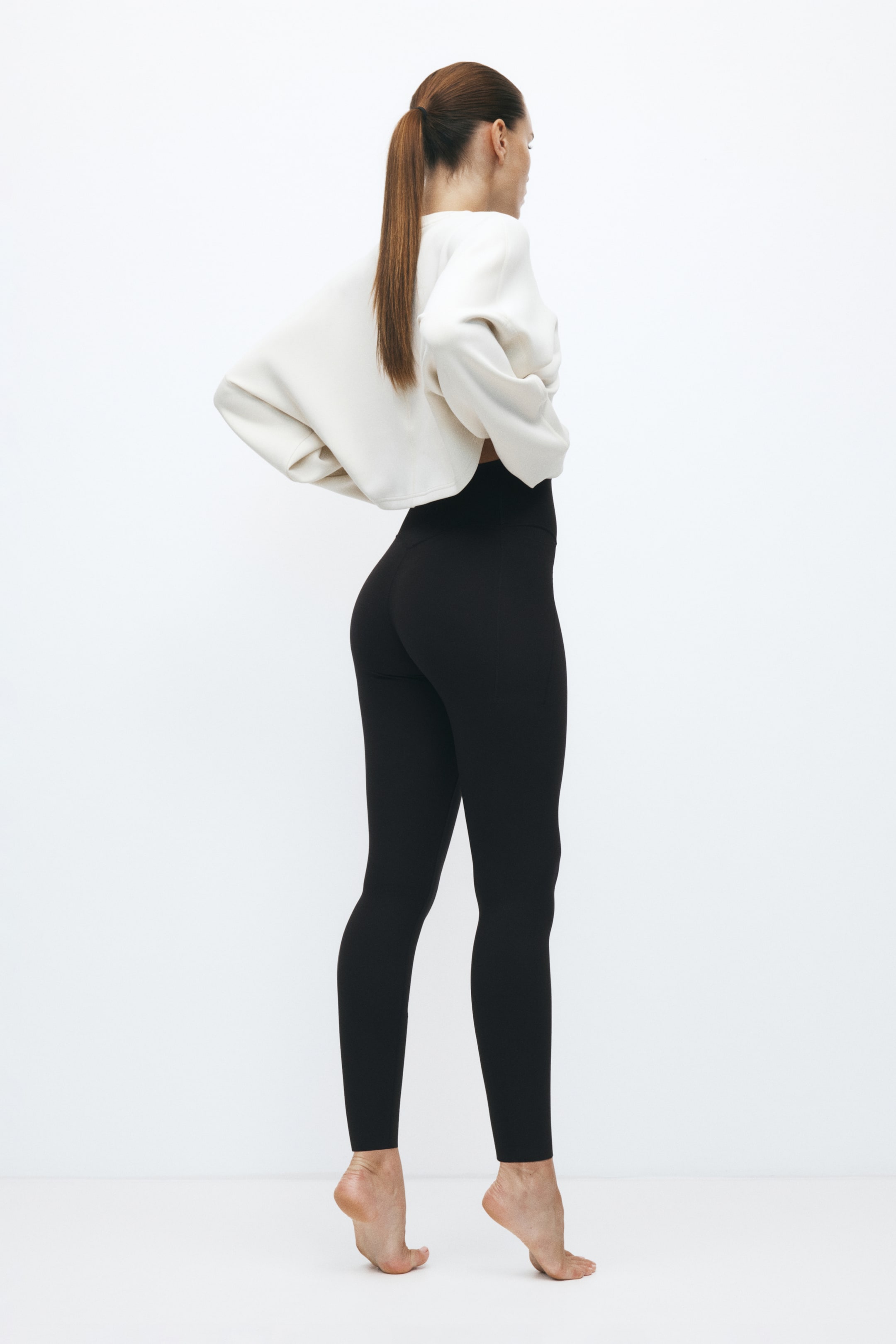 Pocket-Detail Sports Leggings with SoftMove™