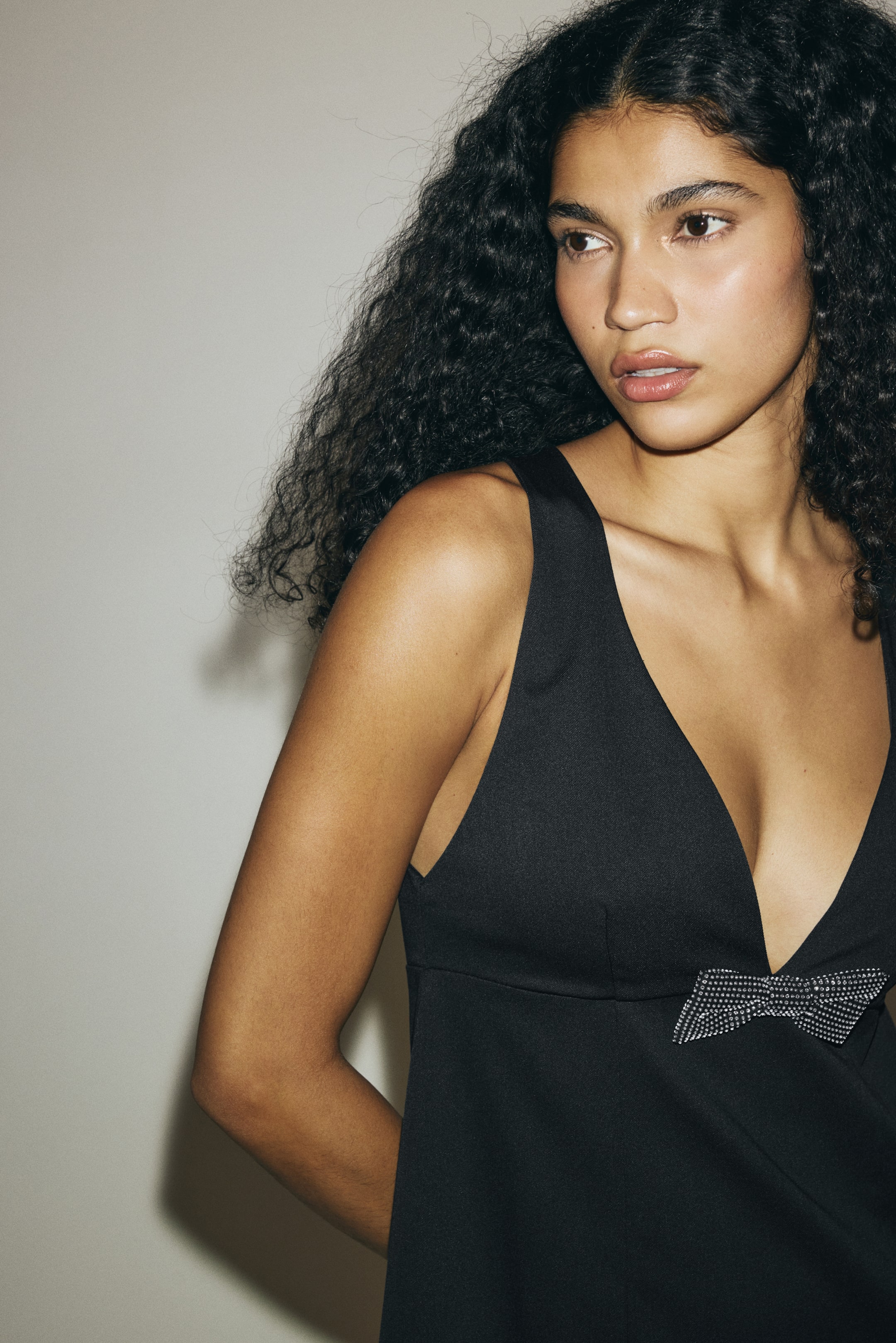 Größeres Bild anzeigen: Kleid mit Zierschleife - Schwarz - Ladies | H&M AT 2