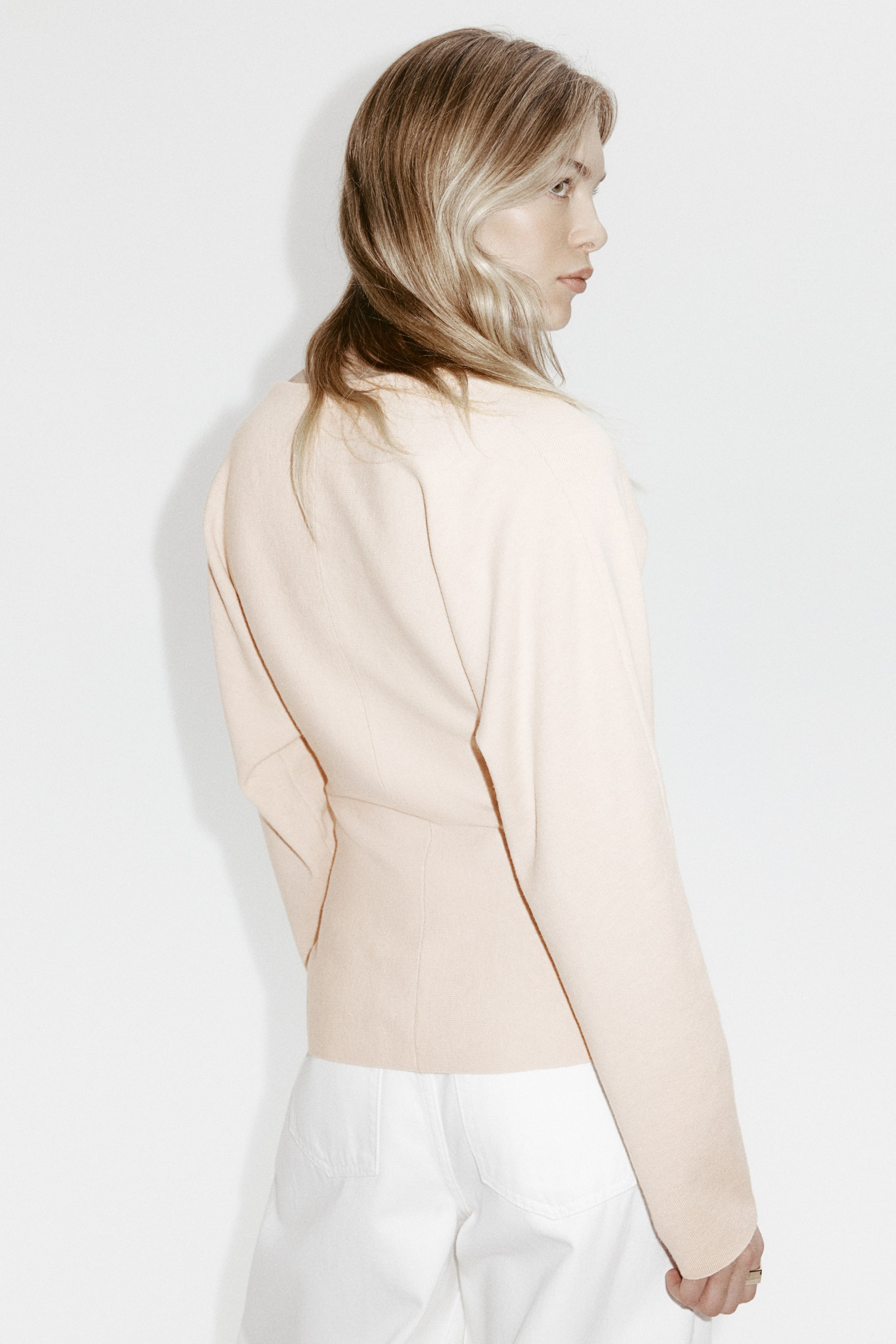 Haut en tricot à encolure V