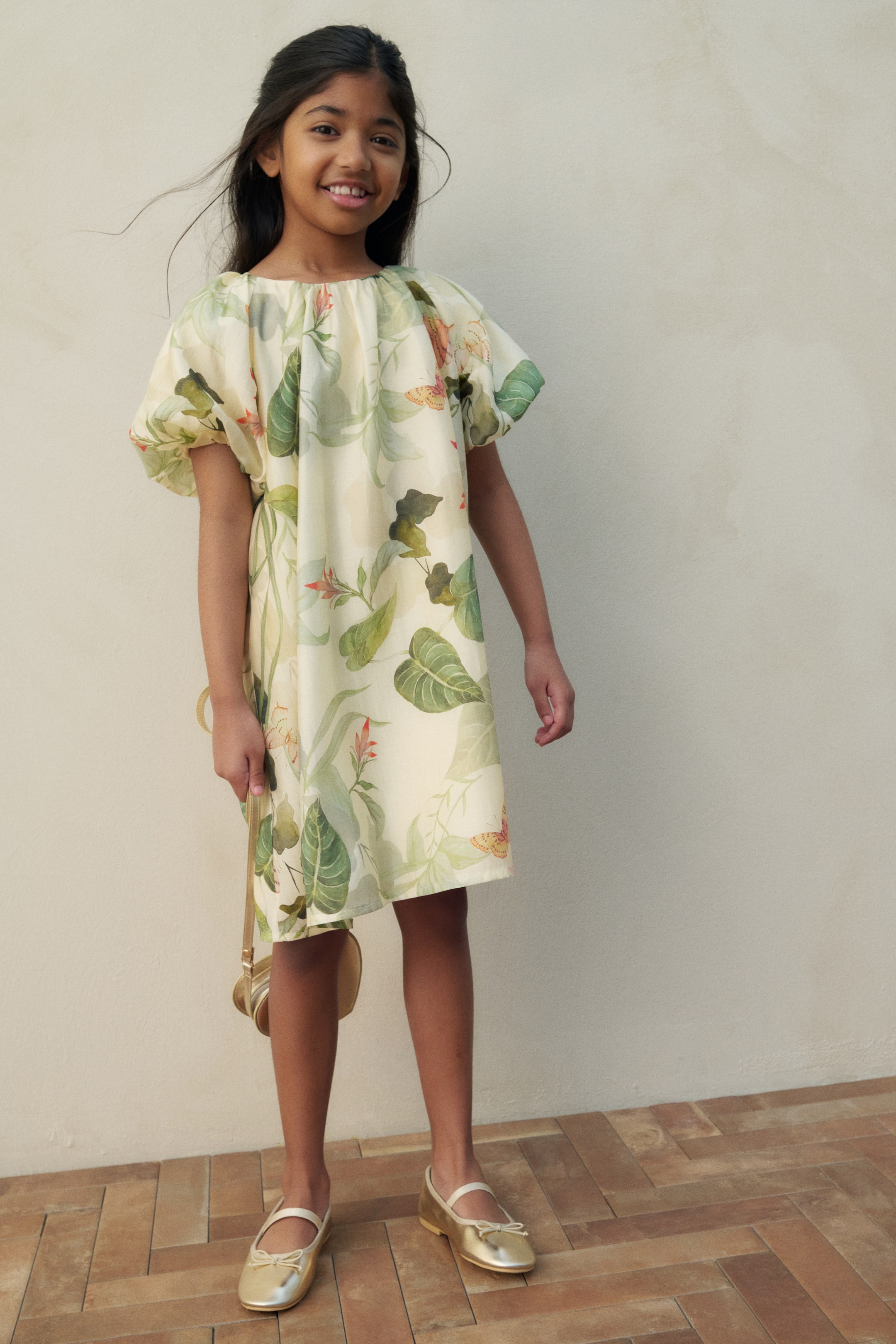 View larger image: Puff-sleeved A-line dress - Cream/Floral - Kids | H&M IN 1