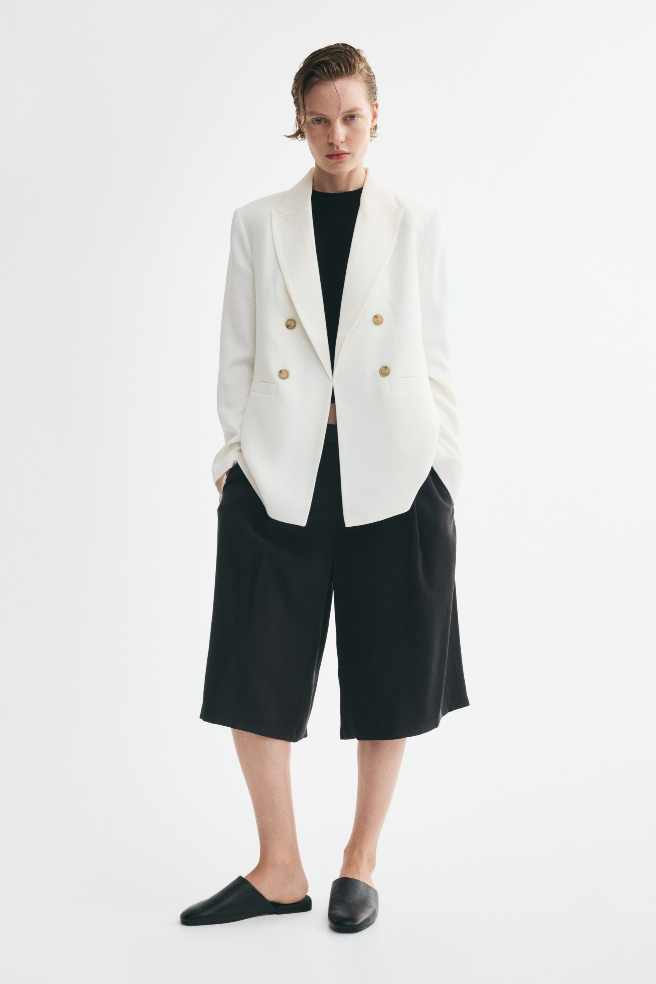 Visualizza immagine più grande: Blazer a doppio petto in misto viscosa - Crema - DONNA | H&M IT 1