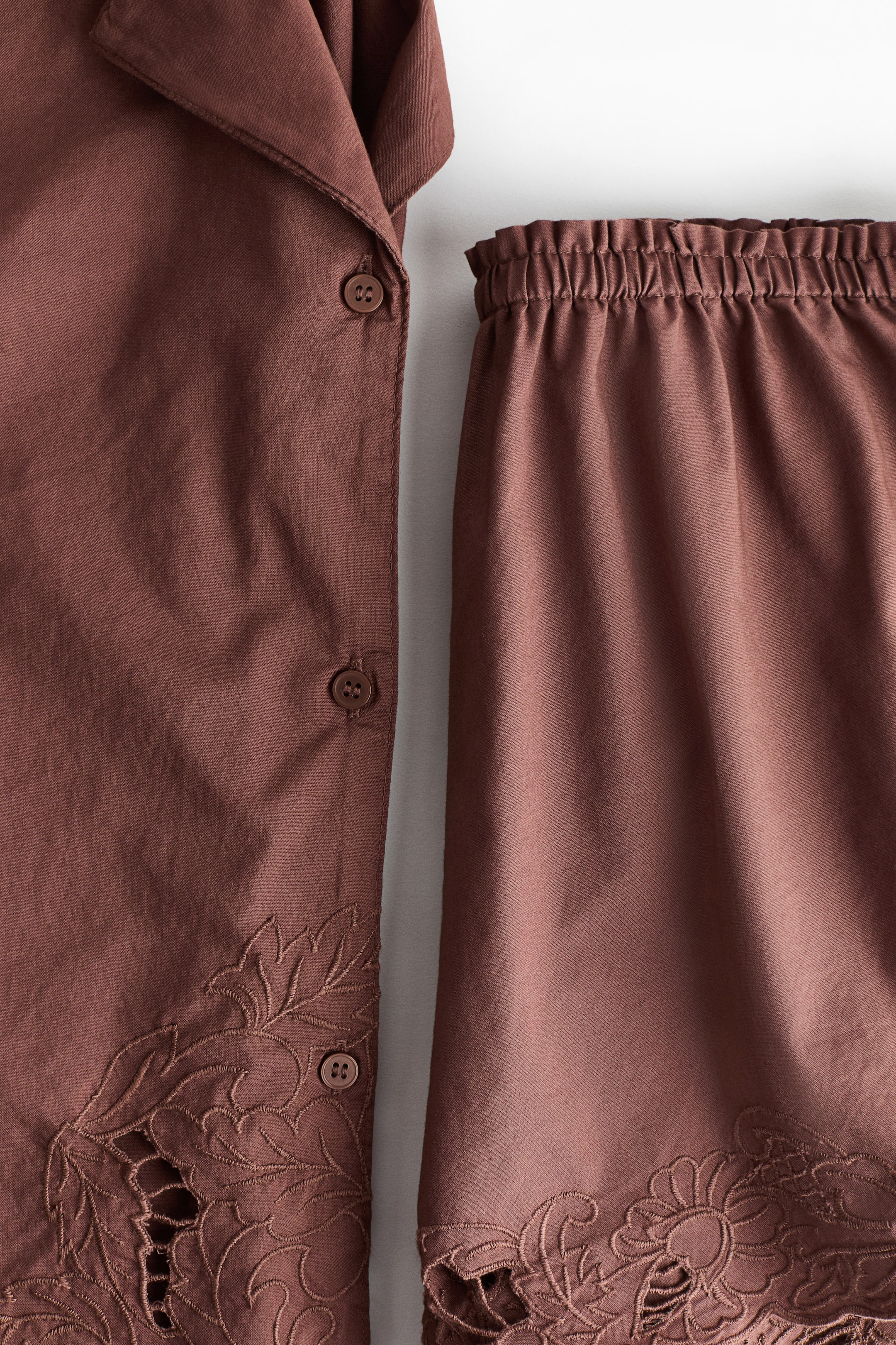 Pajamas with Eyelet Embroidery