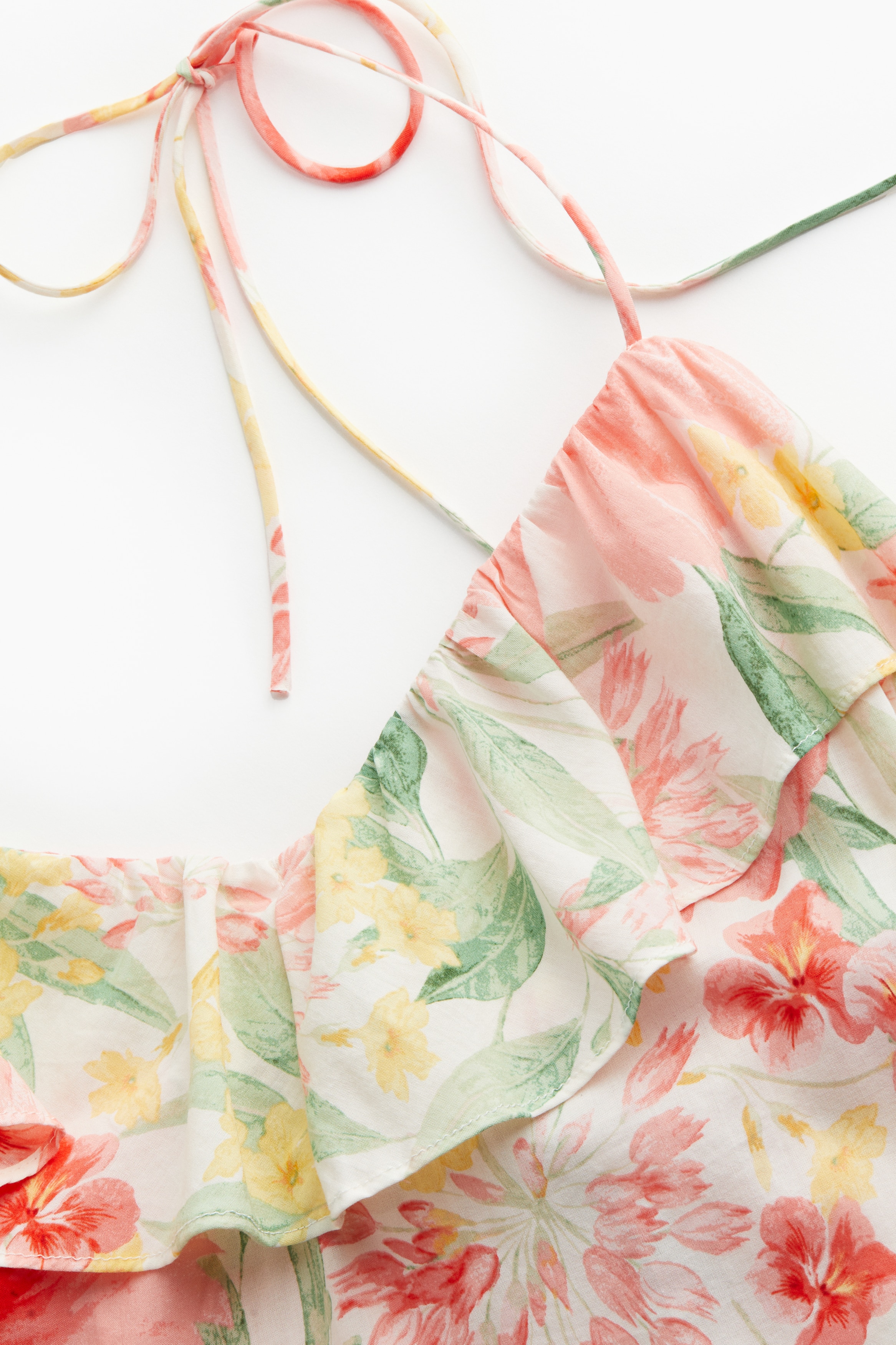 フリルトリムキャミワンピース - ピンク／フローラル