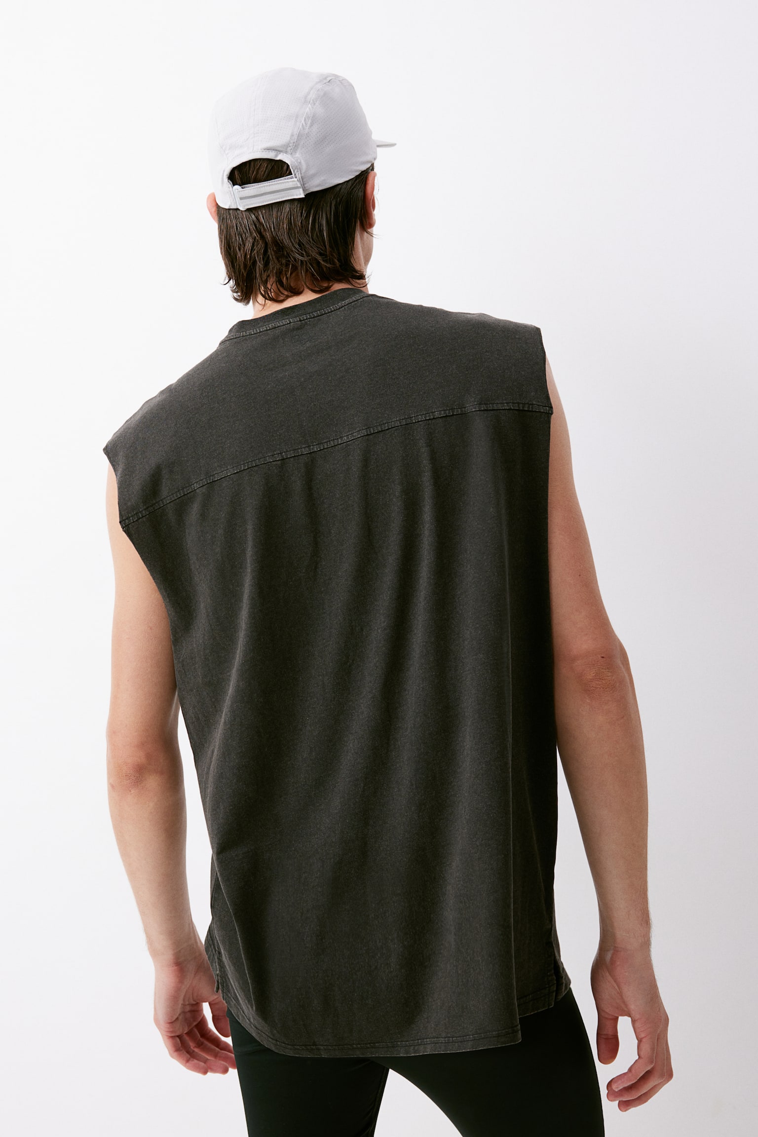 Loose Fit Sports Tank Top - Black/Brown - 7