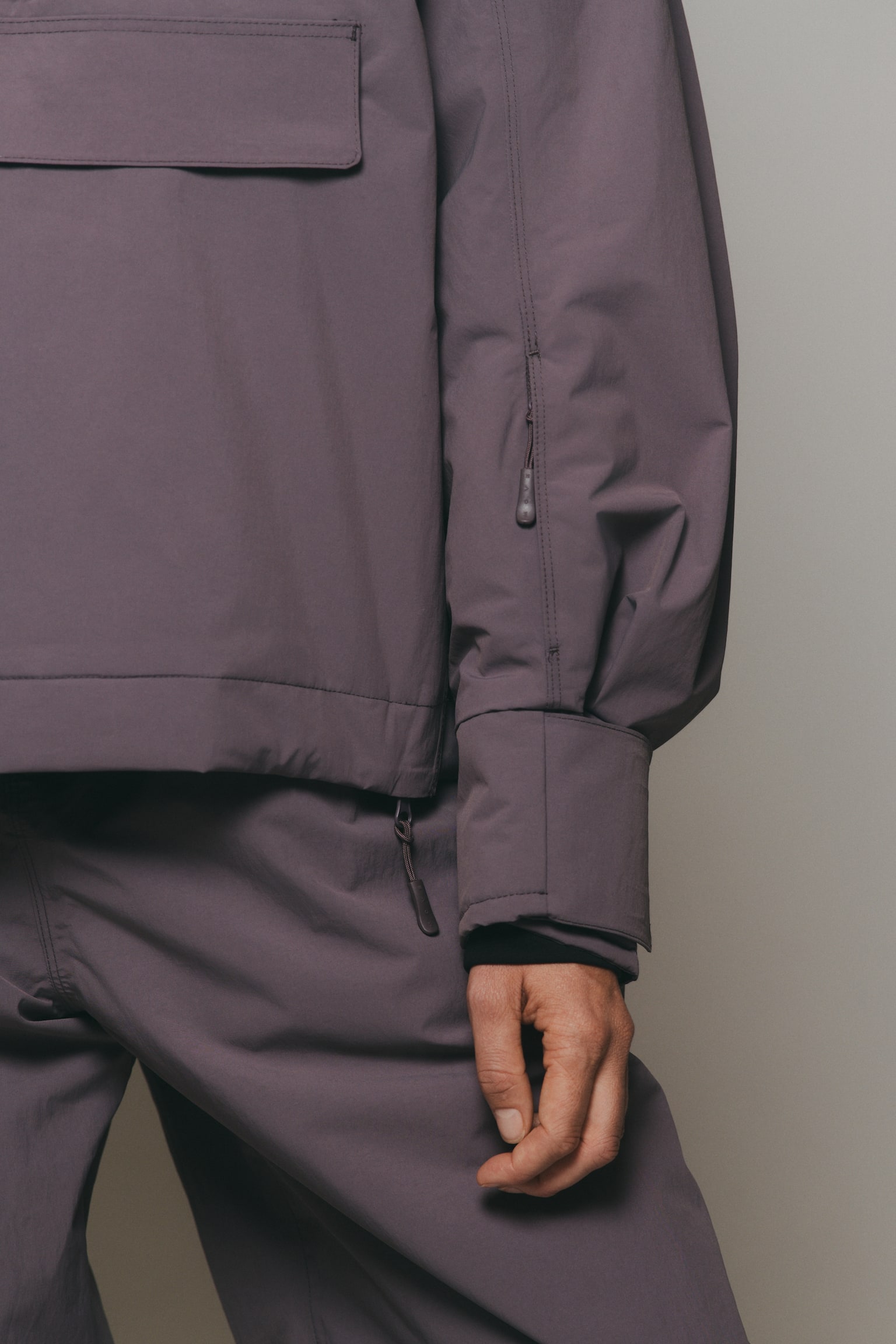 Женская куртка H&M Move Oversized Ski Anorak with StormMove™, цвет: Фиолетовый серо-коричневый — фото 5
