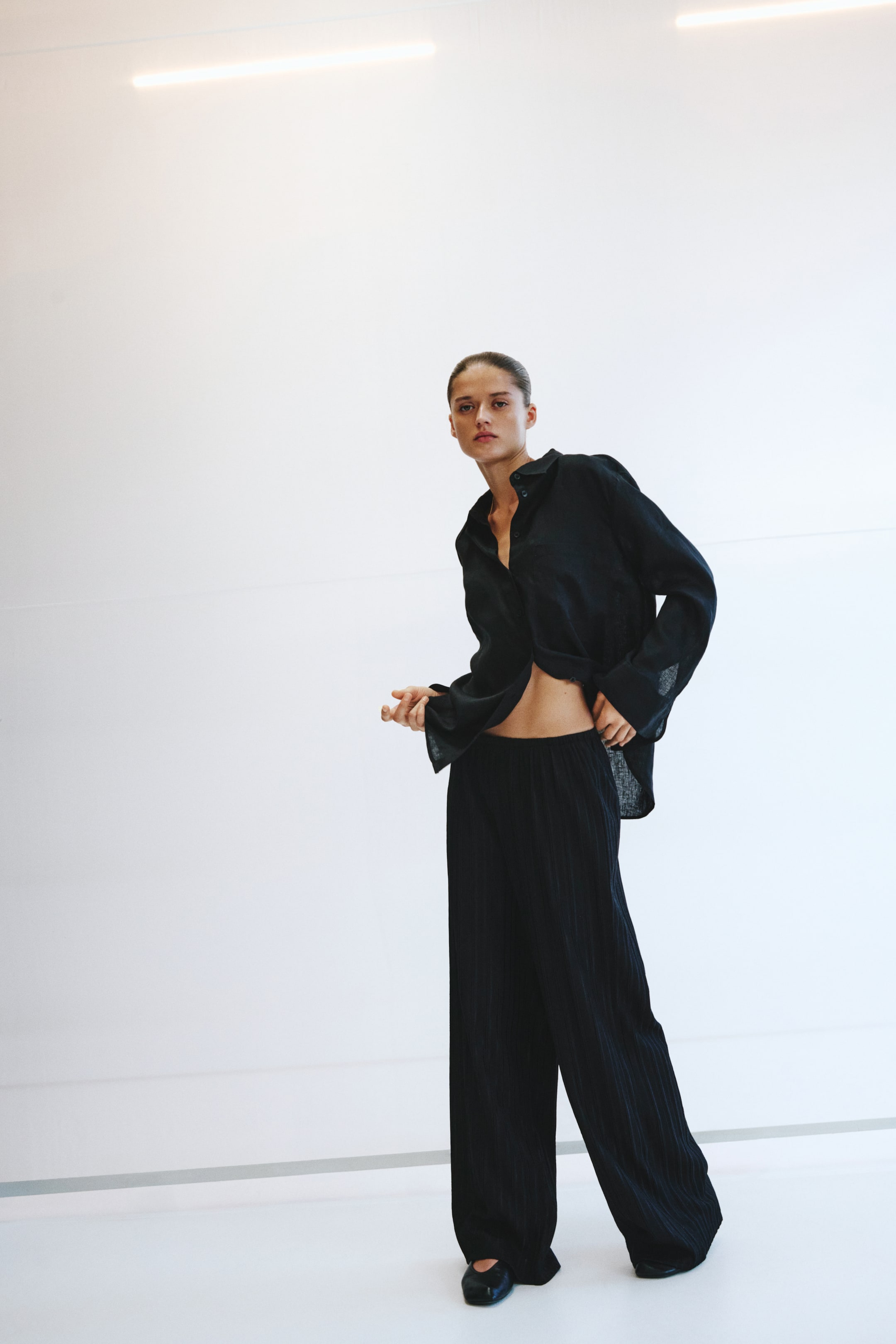 Женские брюки H&M Crinkled Pull-On Pants — фото 6