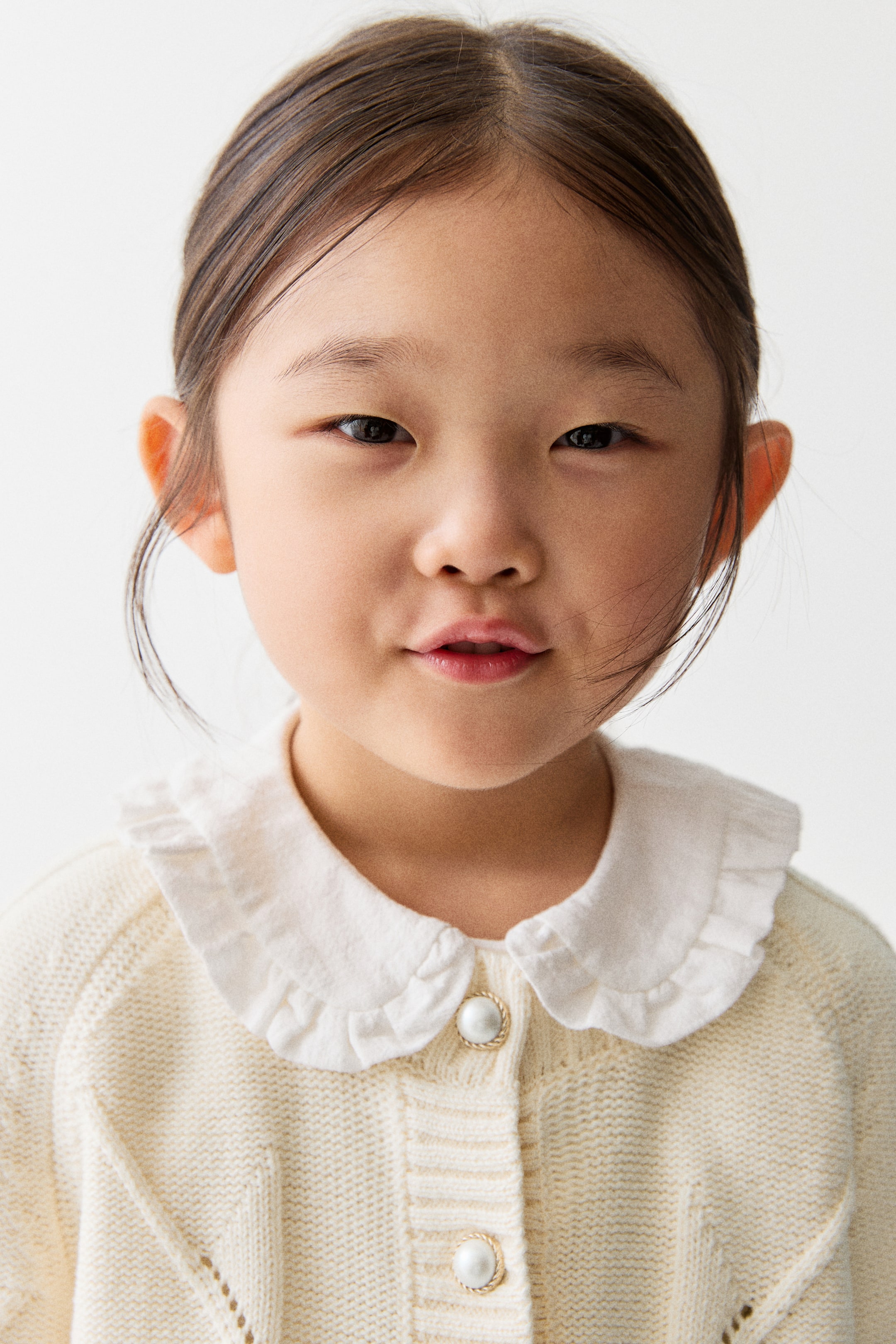 Xem ảnh lớn hơn: Cable-knit cardigan - Màu kem - Kids | H&M VN 4