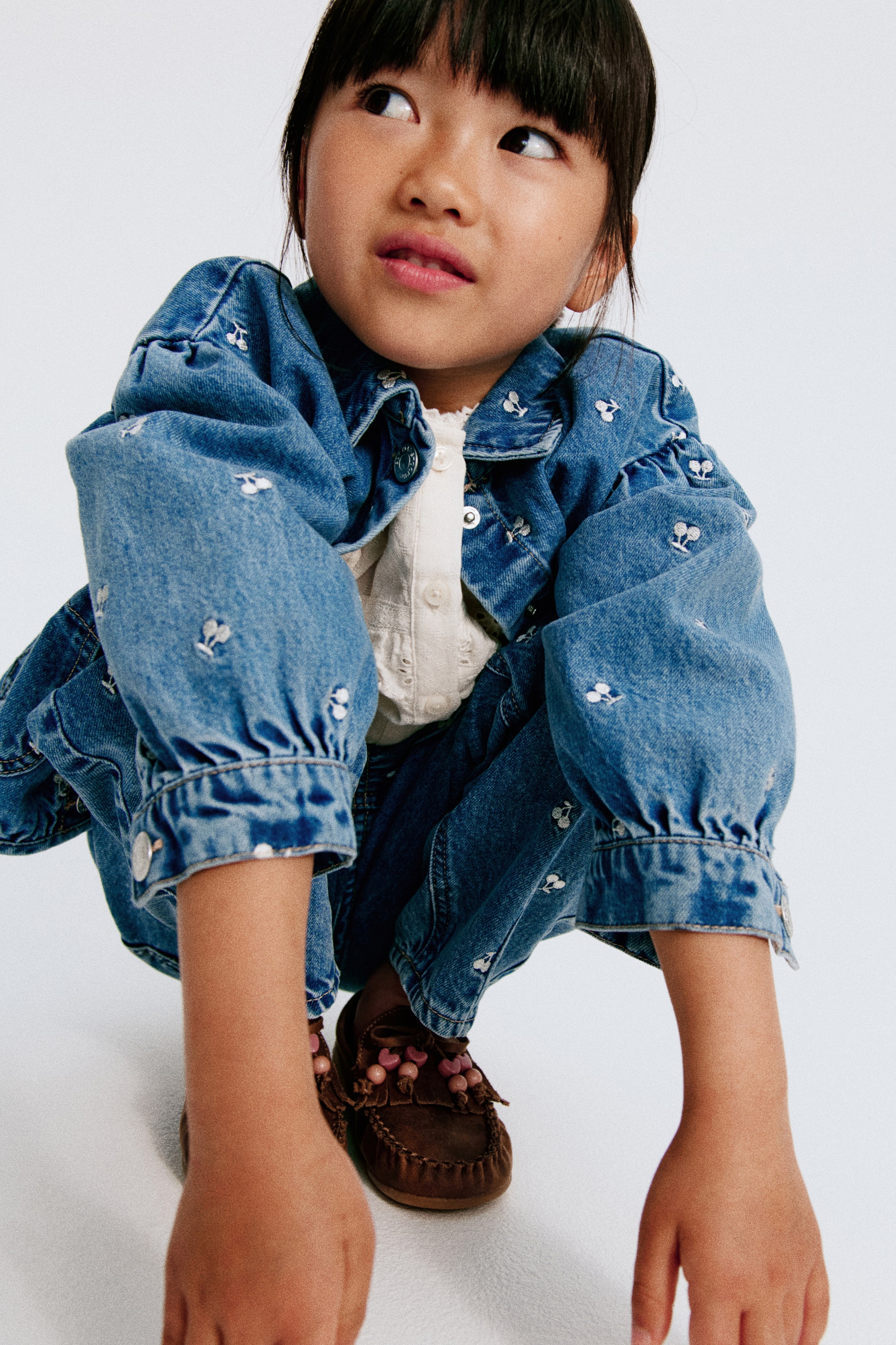 Детские куртки H&M Embroidered-Detail Denim Jacket — фото 3