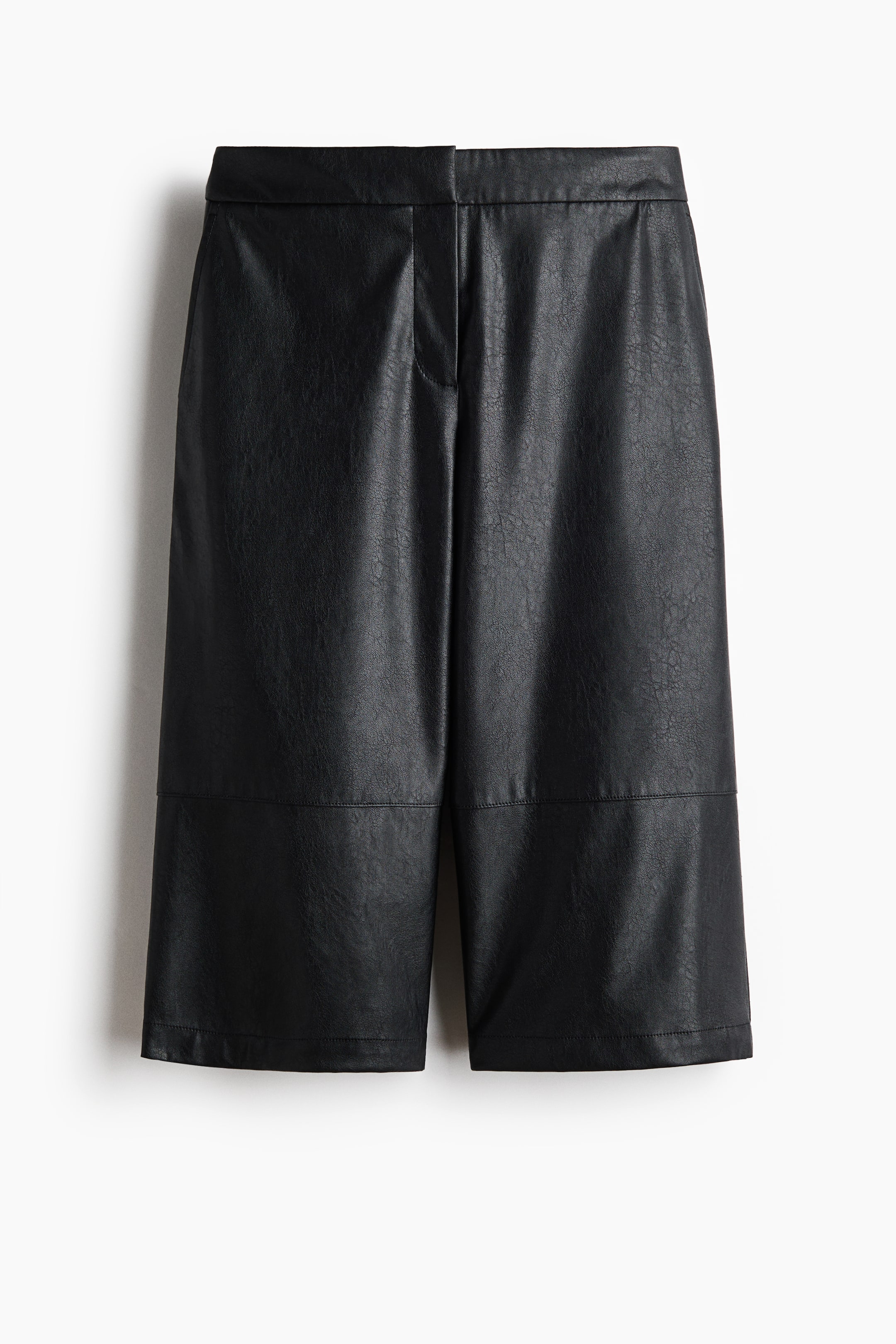 Short Bermuda en tissu enduit