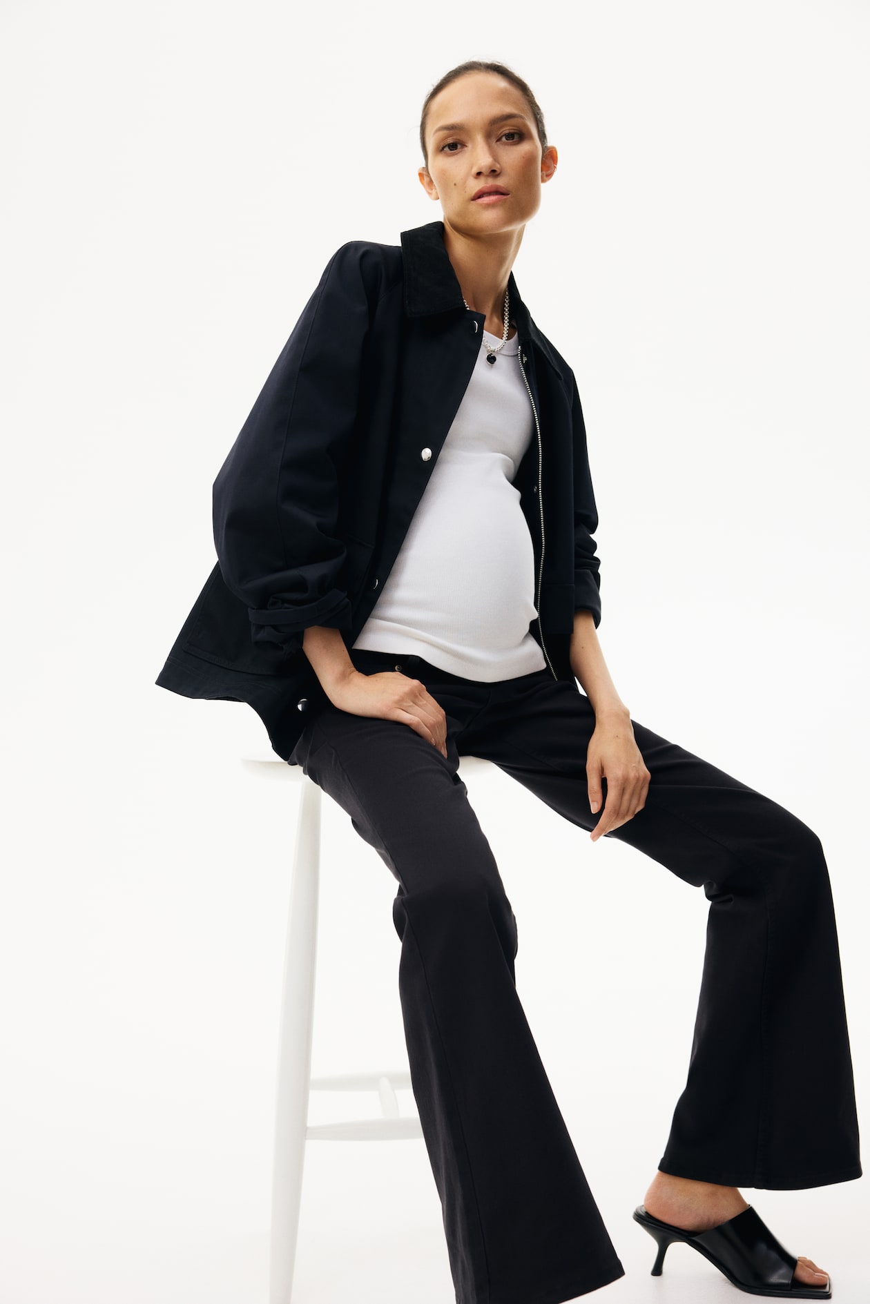 MAMA Flared Jeans - image 3