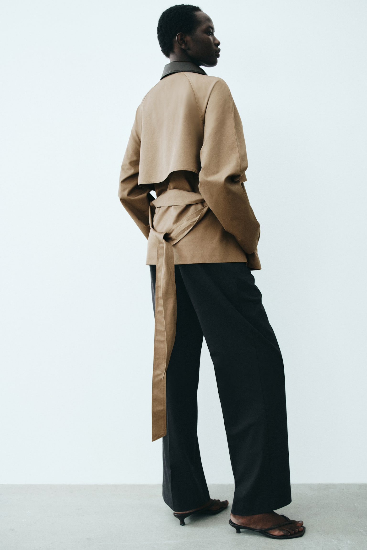 Trench coat - Dark beige - 6